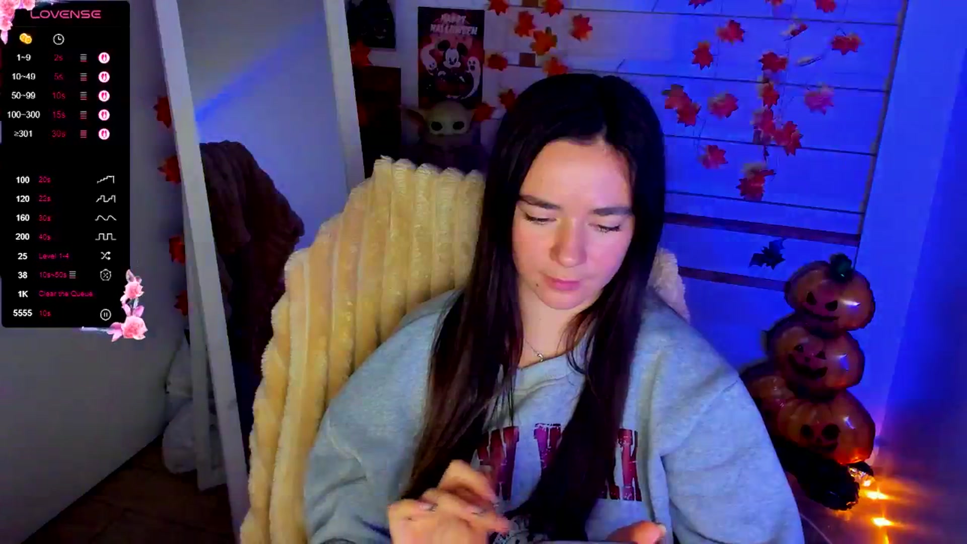 Gallery image thumbnail from KiraLove's myfreecams stream on, 11/29/2025, 12:25 image 16 of 20