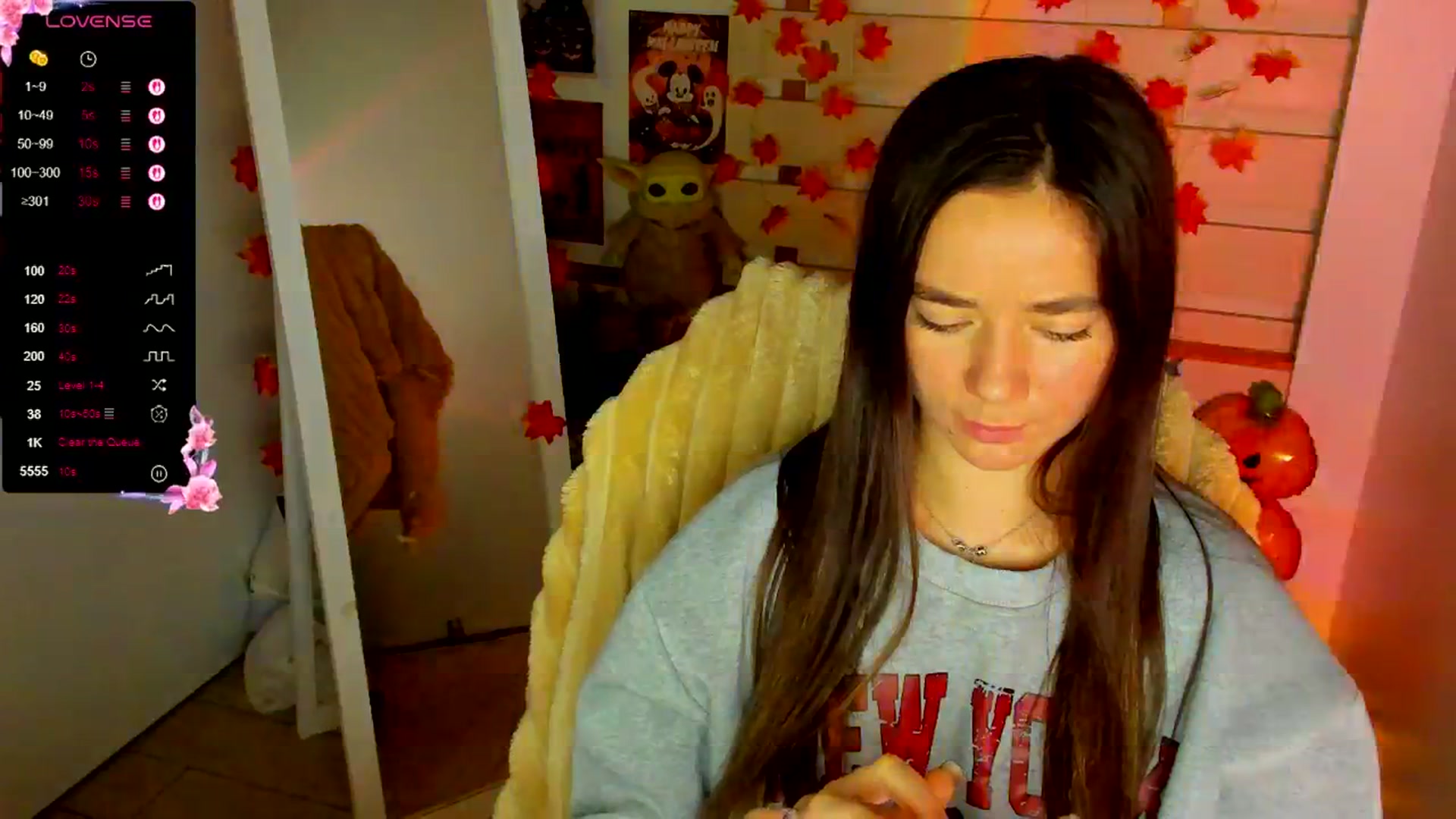 Gallery image thumbnail from KiraLove's myfreecams stream on, 11/29/2025, 12:25 image 11 of 20