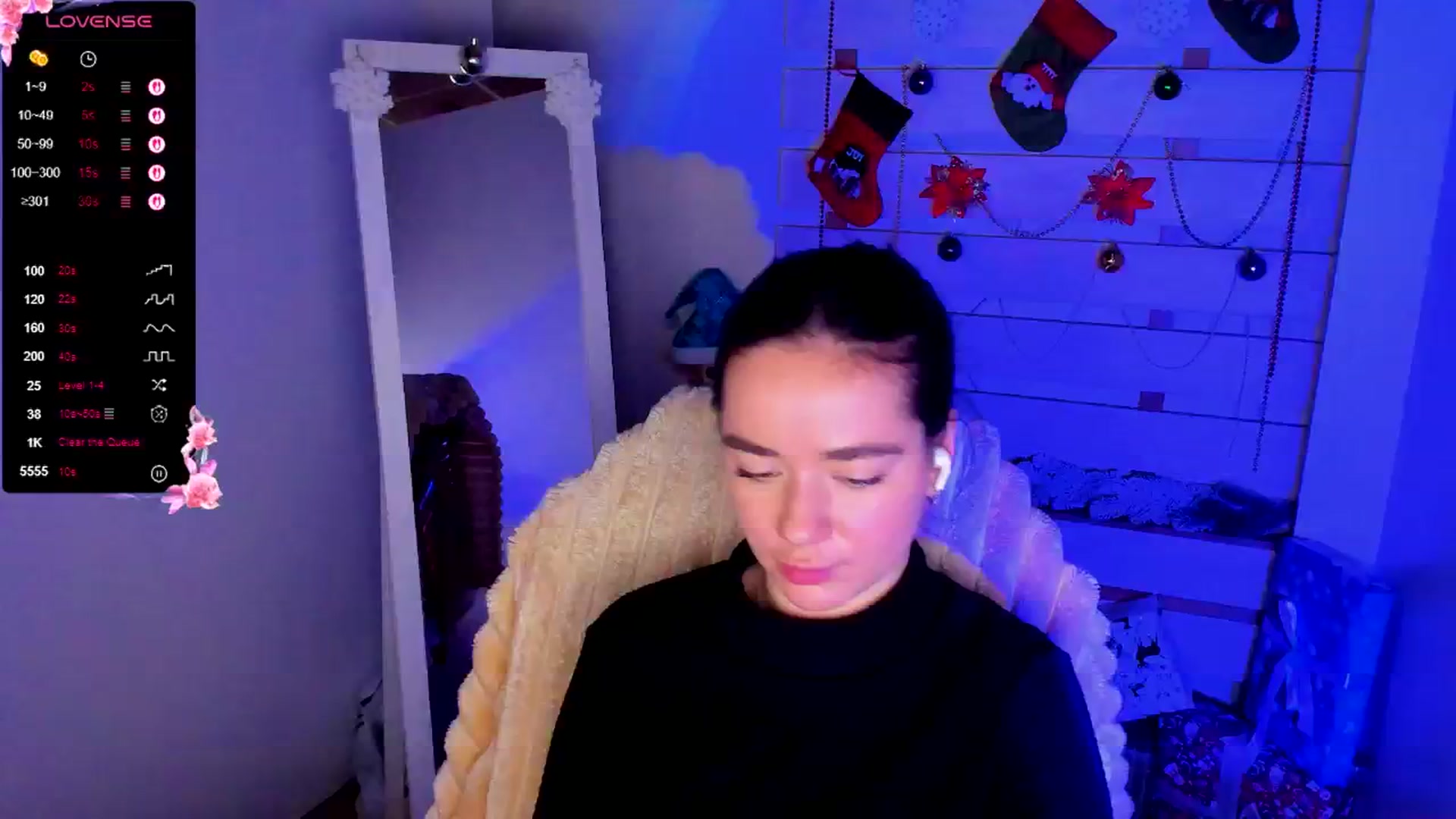 Gallery image thumbnail from KiraLove's myfreecams stream on, 11/30/2025, 11:39 image 6 of 20