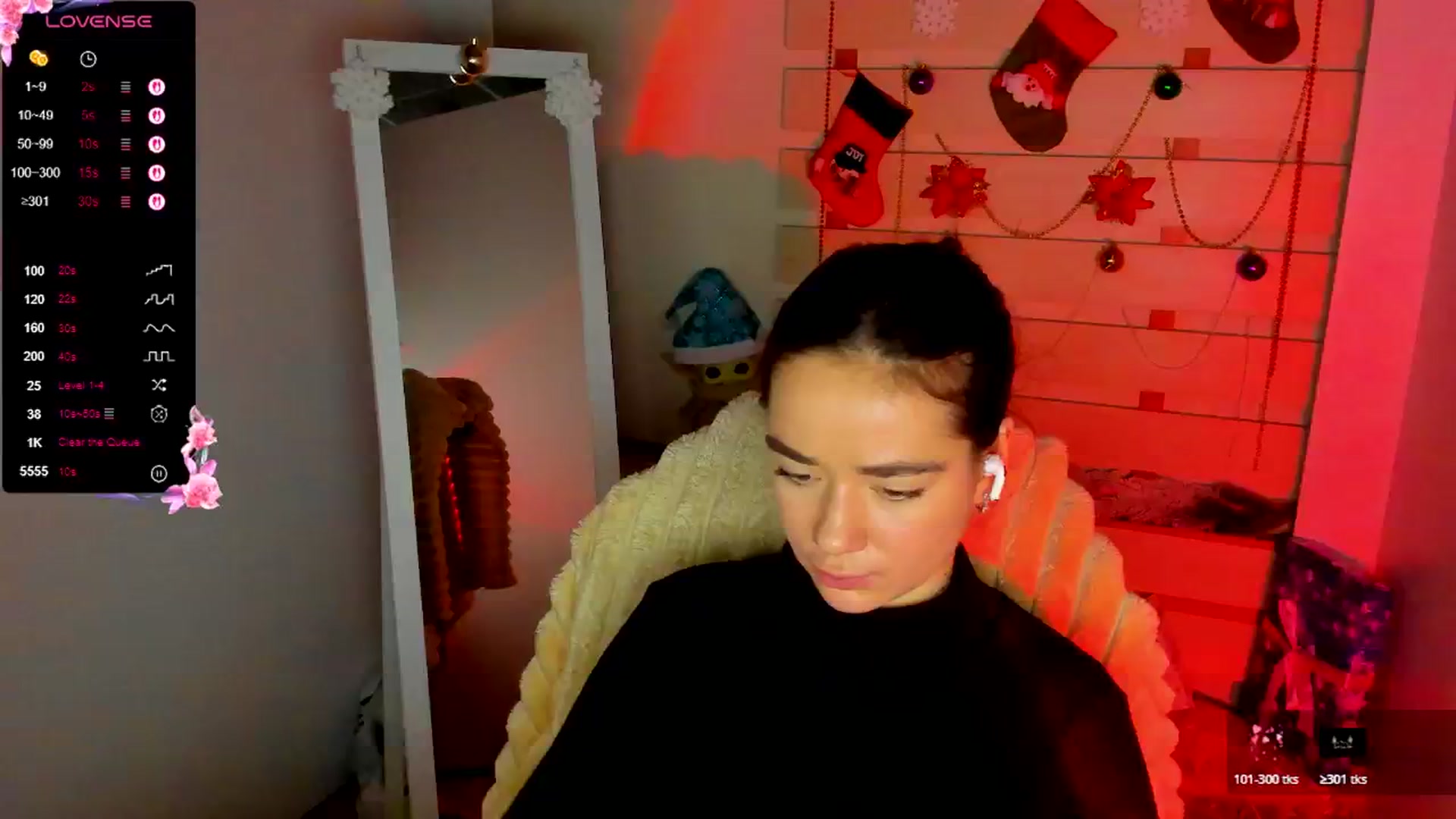 Gallery image thumbnail from KiraLove's myfreecams stream on, 11/30/2025, 11:39 image 3 of 20