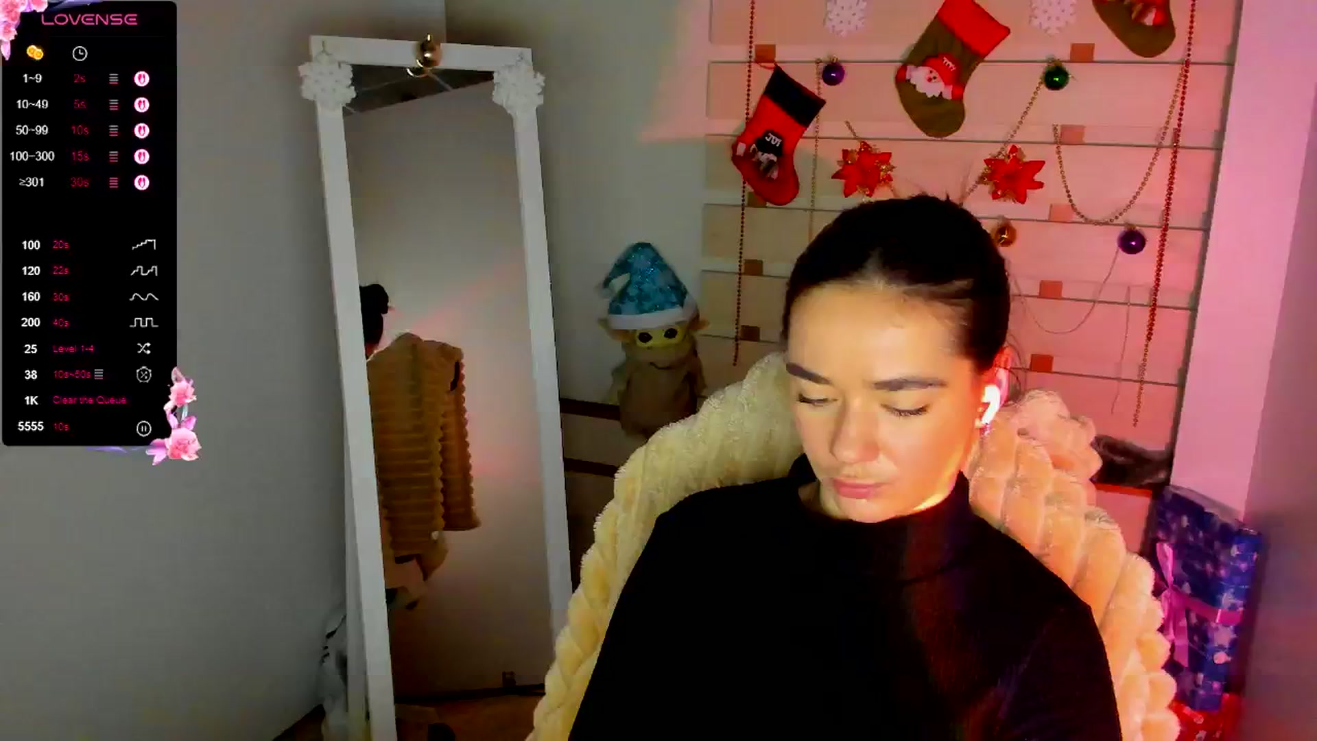Gallery image thumbnail from KiraLove's myfreecams stream on, 11/30/2025, 11:39 image 13 of 20