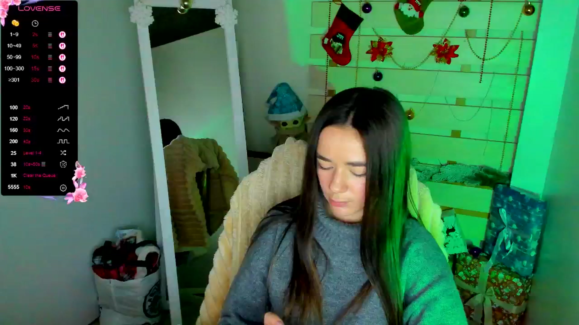 Gallery image thumbnail from KiraLove's myfreecams stream on, 12/03/2025, 10:19 image 13 of 20