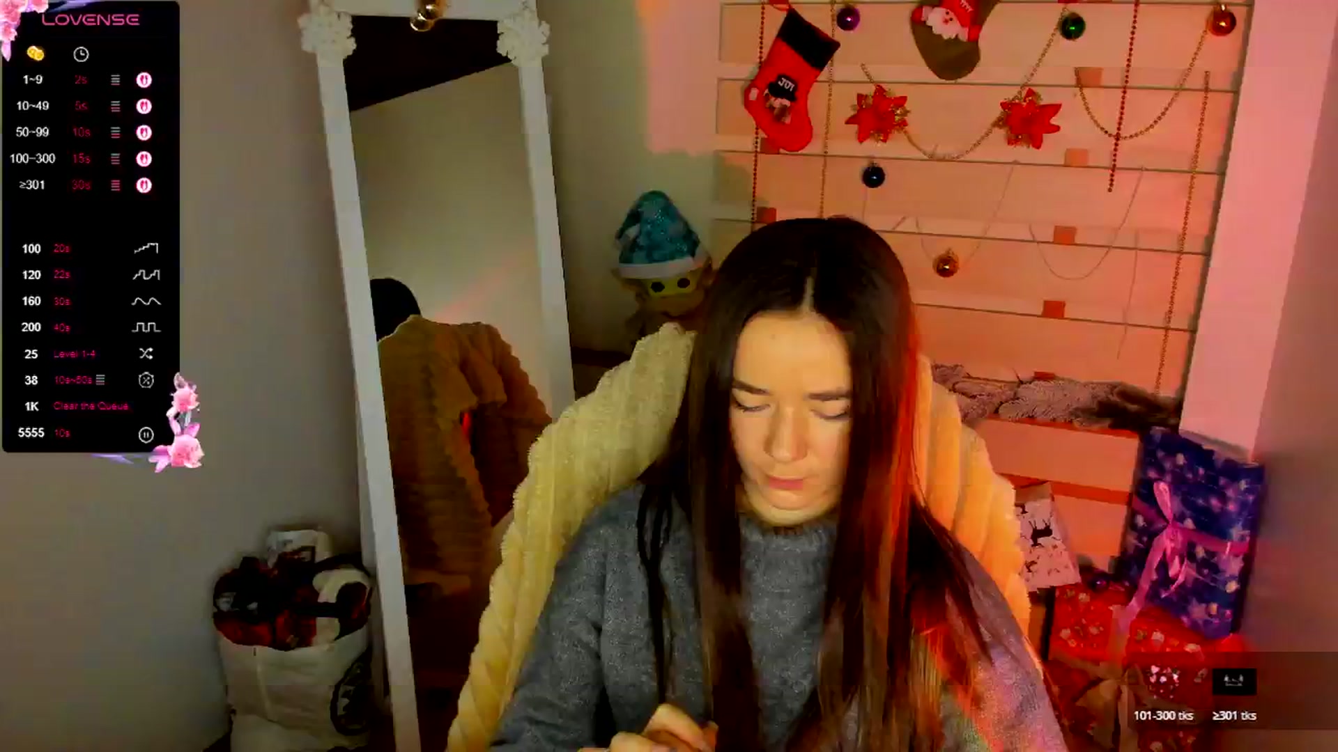 Gallery image thumbnail from KiraLove's myfreecams stream on, 12/03/2025, 10:19 image 3 of 20