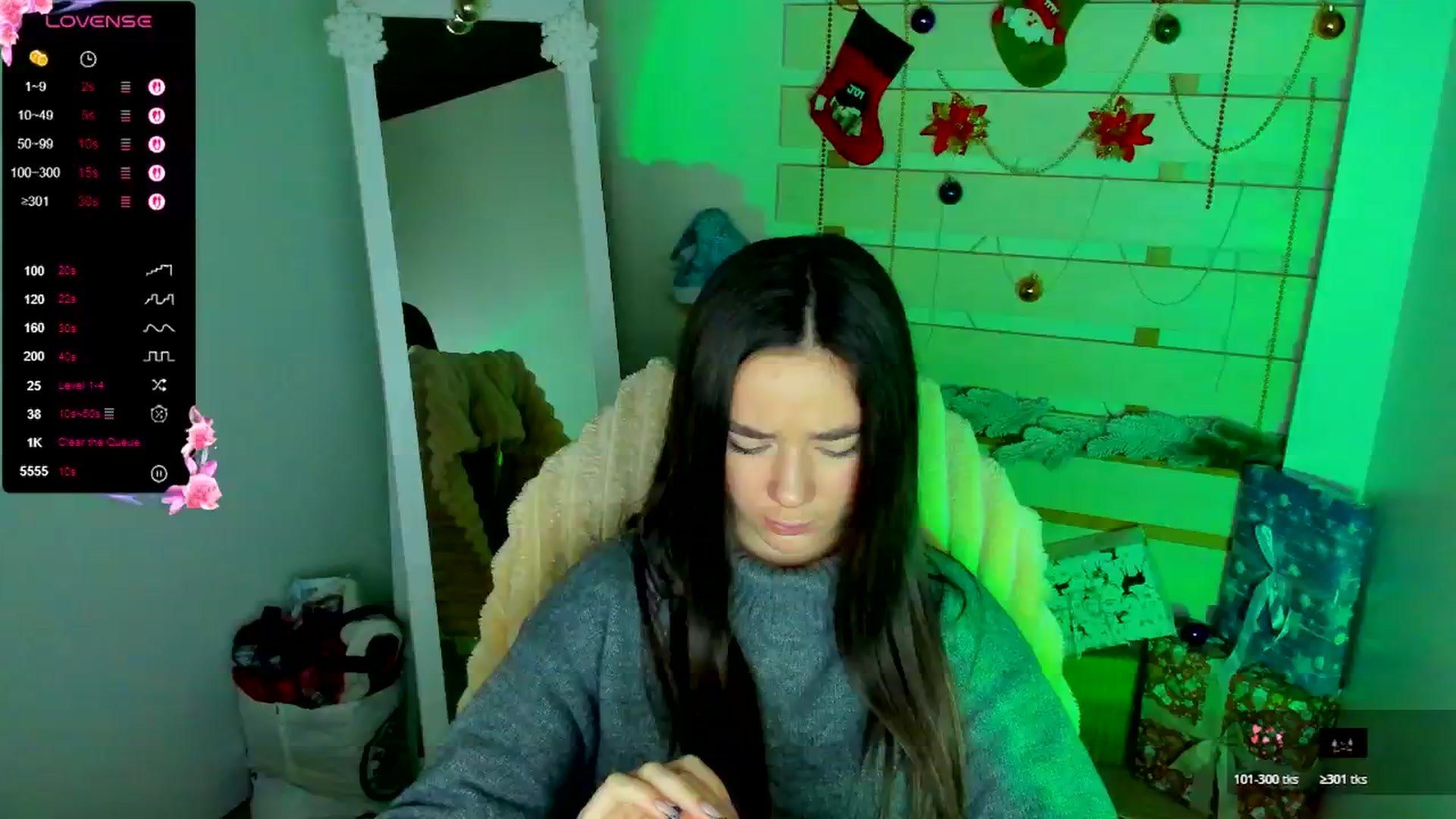 Gallery image thumbnail from KiraLove's myfreecams stream on, 12/03/2025, 10:19 image 6 of 20