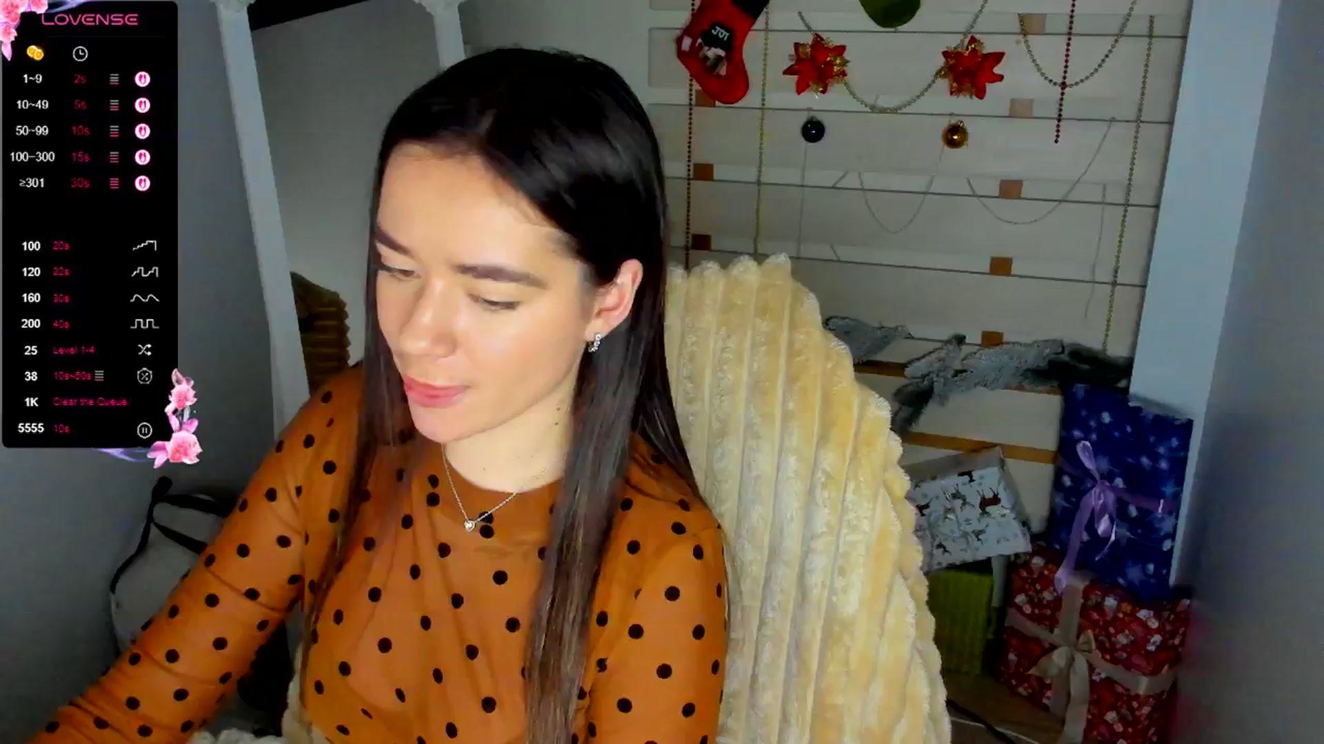 Gallery image thumbnail from KiraLove's myfreecams stream on, 12/04/2025, 12:56 image 20 of 20