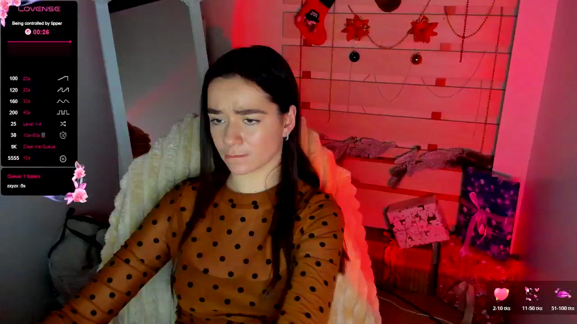 Gallery image thumbnail from KiraLove's myfreecams stream on, 12/04/2025, 12:56 image 19 of 20