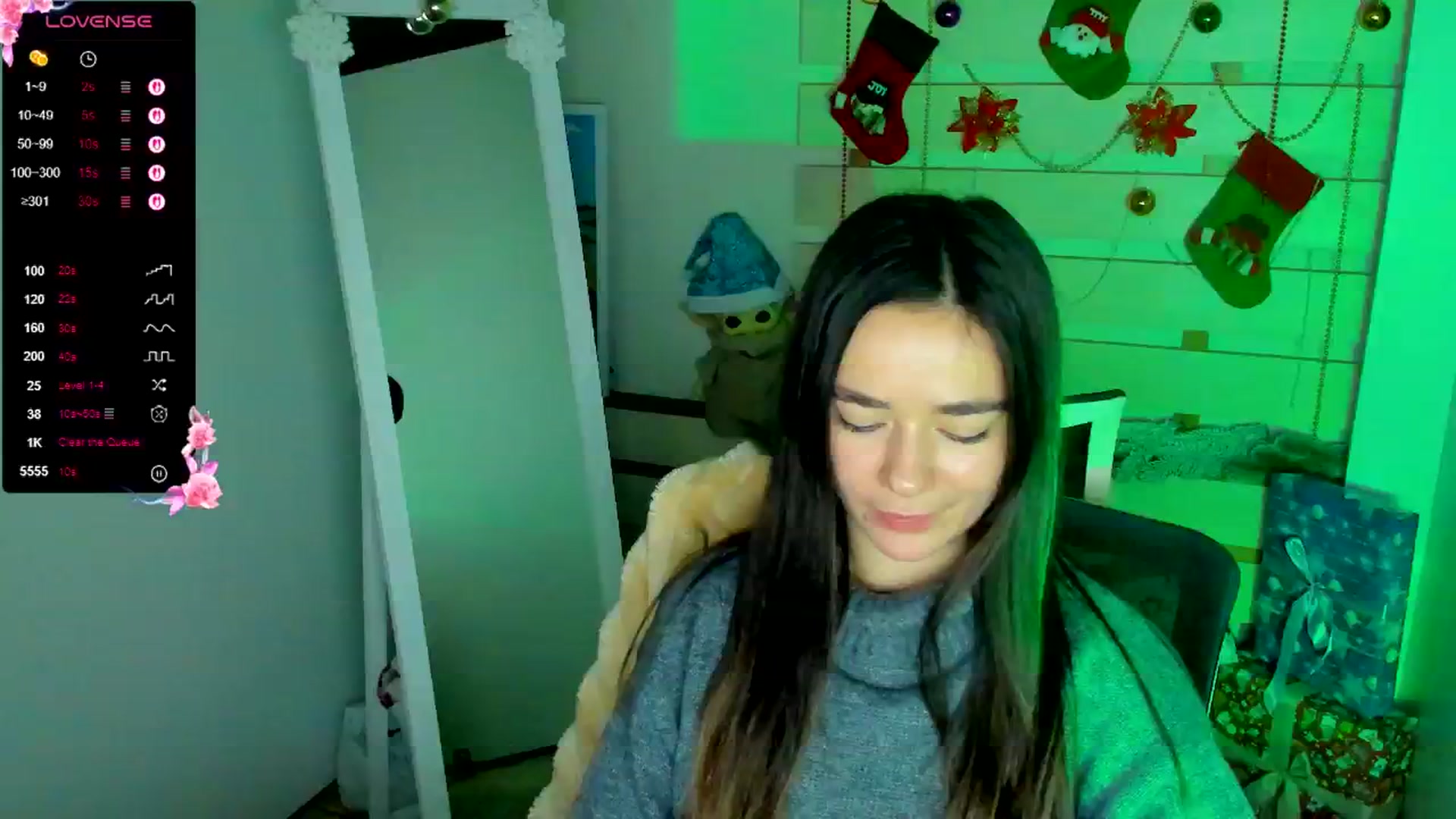 Gallery image thumbnail from KiraLove's myfreecams stream on, 12/06/2025, 12:34 image 20 of 20