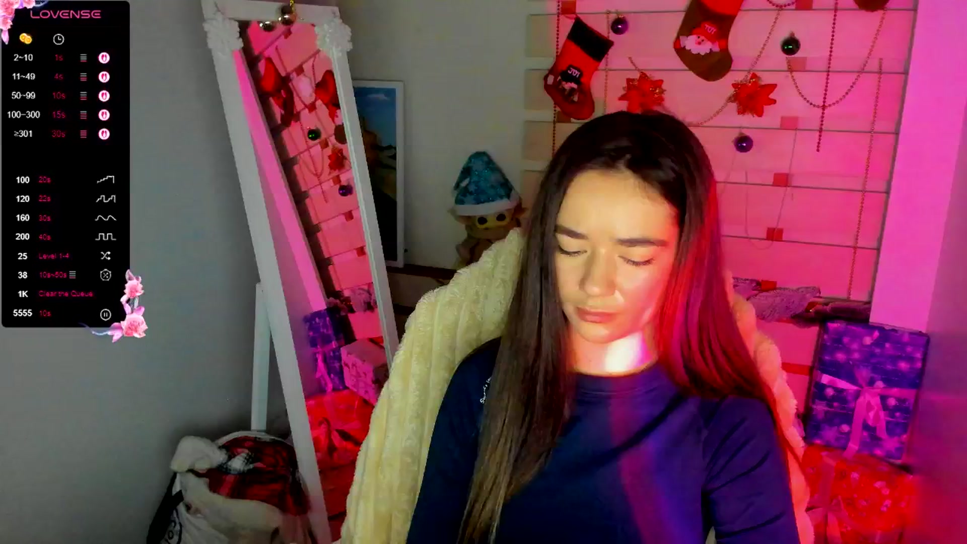 Gallery image thumbnail from KiraLove's myfreecams stream on, 12/11/2025, 10:06 image 2 of 20