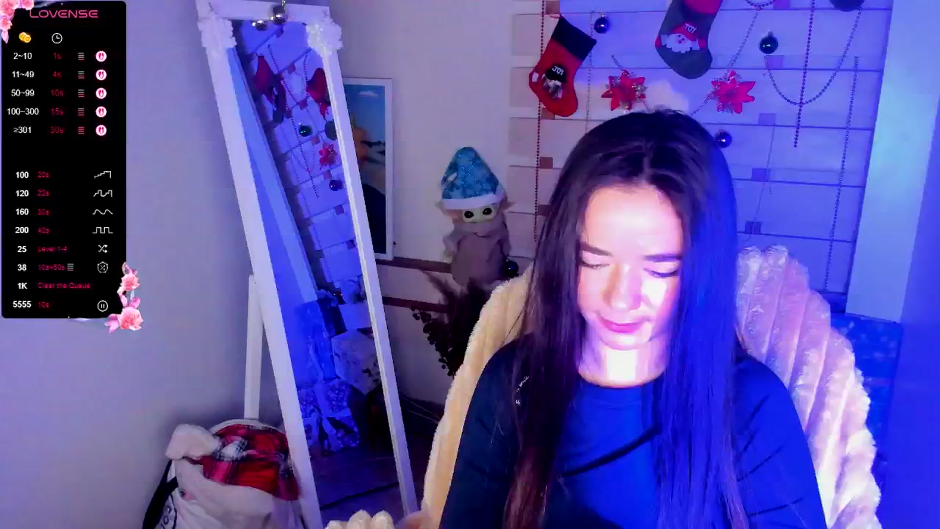 Gallery image thumbnail from KiraLove's myfreecams stream on, 12/11/2025, 10:06 image 11 of 20