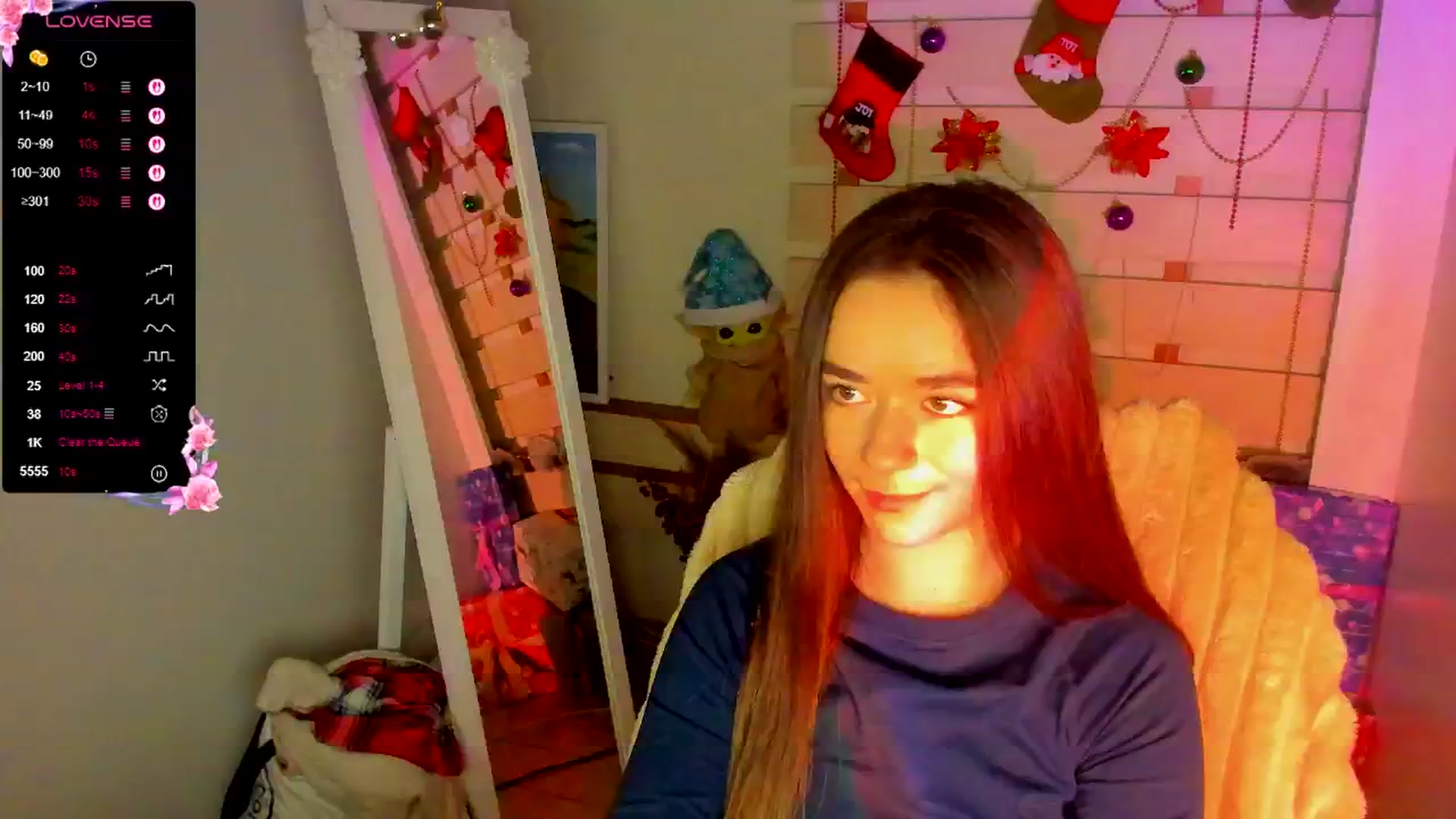 Gallery image thumbnail from KiraLove's myfreecams stream on, 12/11/2025, 10:06 image 17 of 20