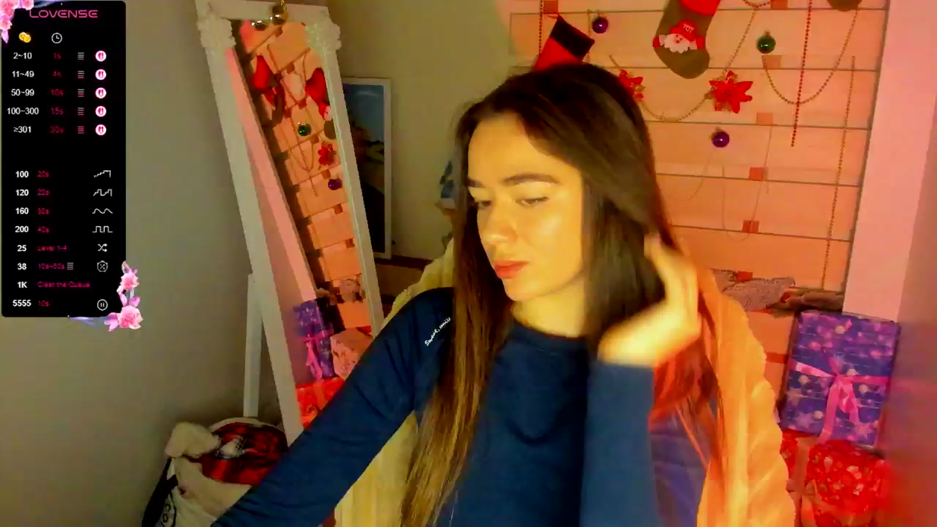 Gallery image thumbnail from KiraLove's myfreecams stream on, 12/11/2025, 10:06 image 7 of 20