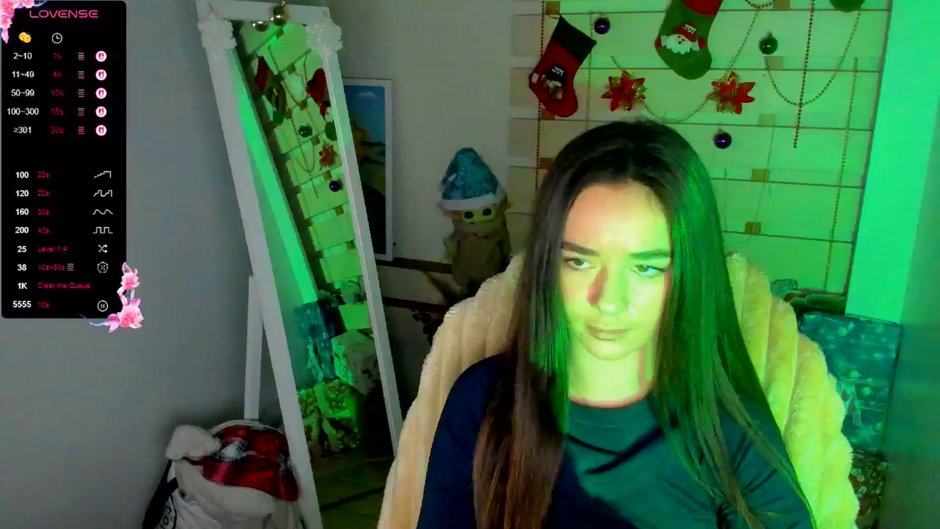 Gallery image thumbnail from KiraLove's myfreecams stream on, 12/11/2025, 10:06 image 18 of 20