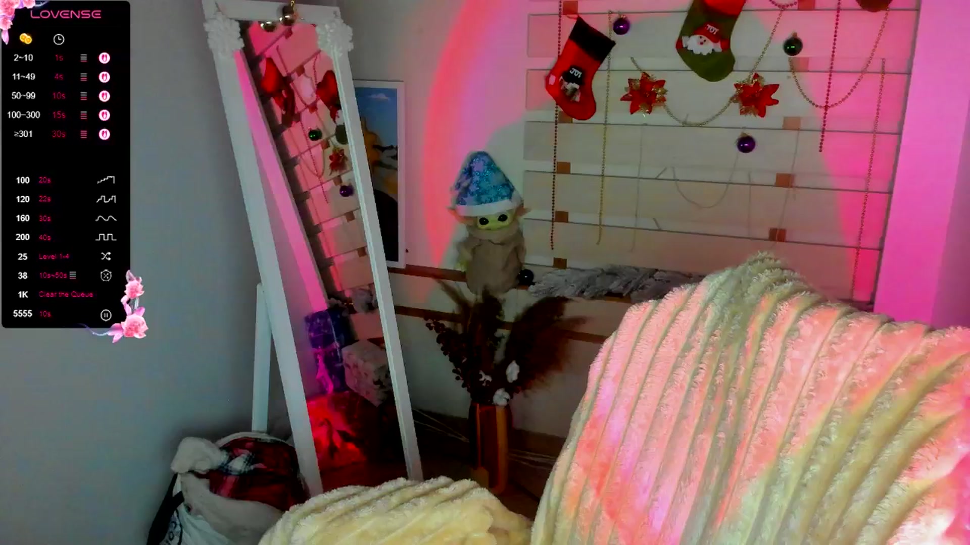 Gallery image thumbnail from KiraLove's myfreecams stream on, 12/11/2025, 10:06 image 6 of 20