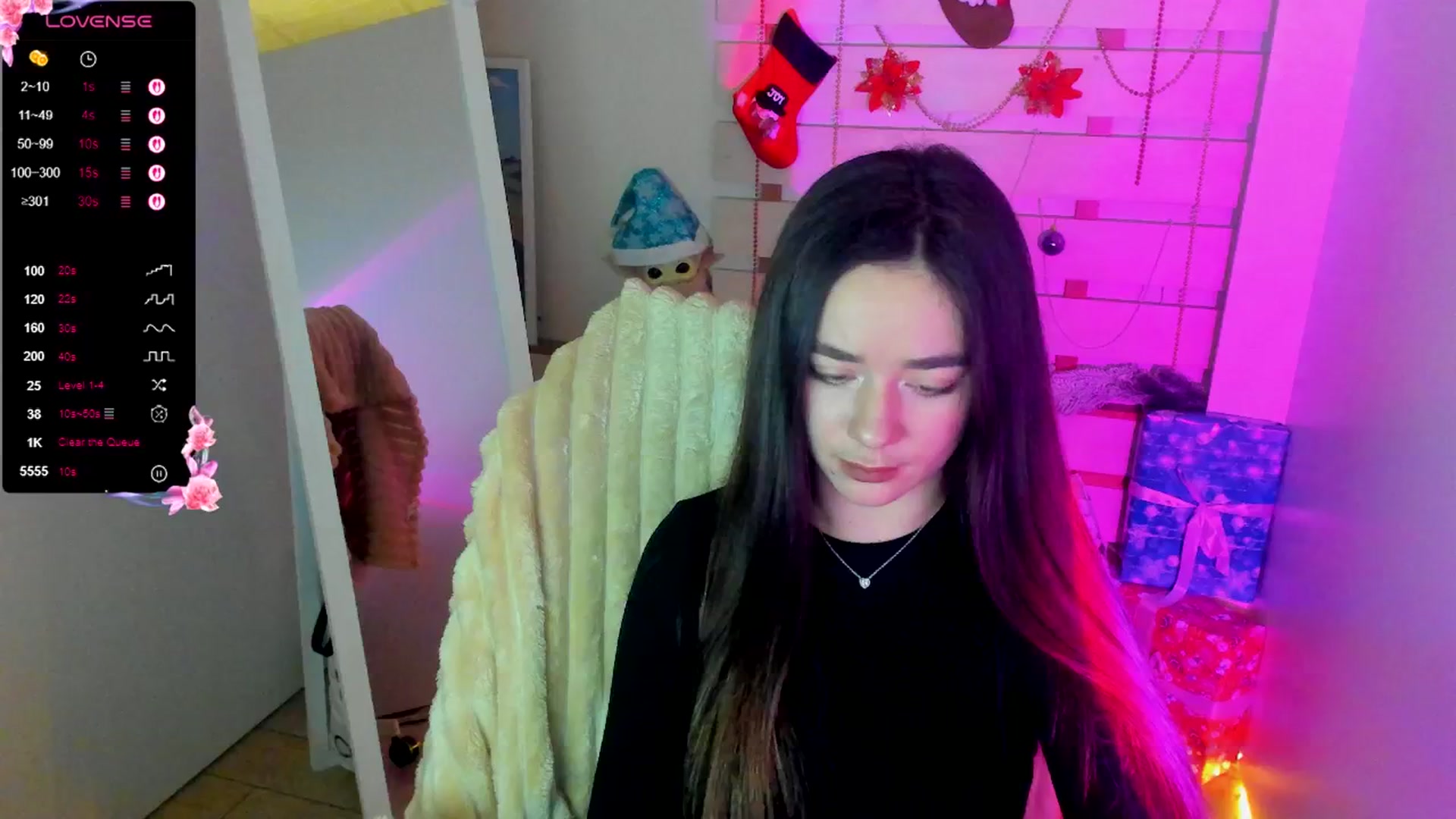Gallery image thumbnail from KiraLove's myfreecams stream on, 12/22/2025, 10:59 image 3 of 20