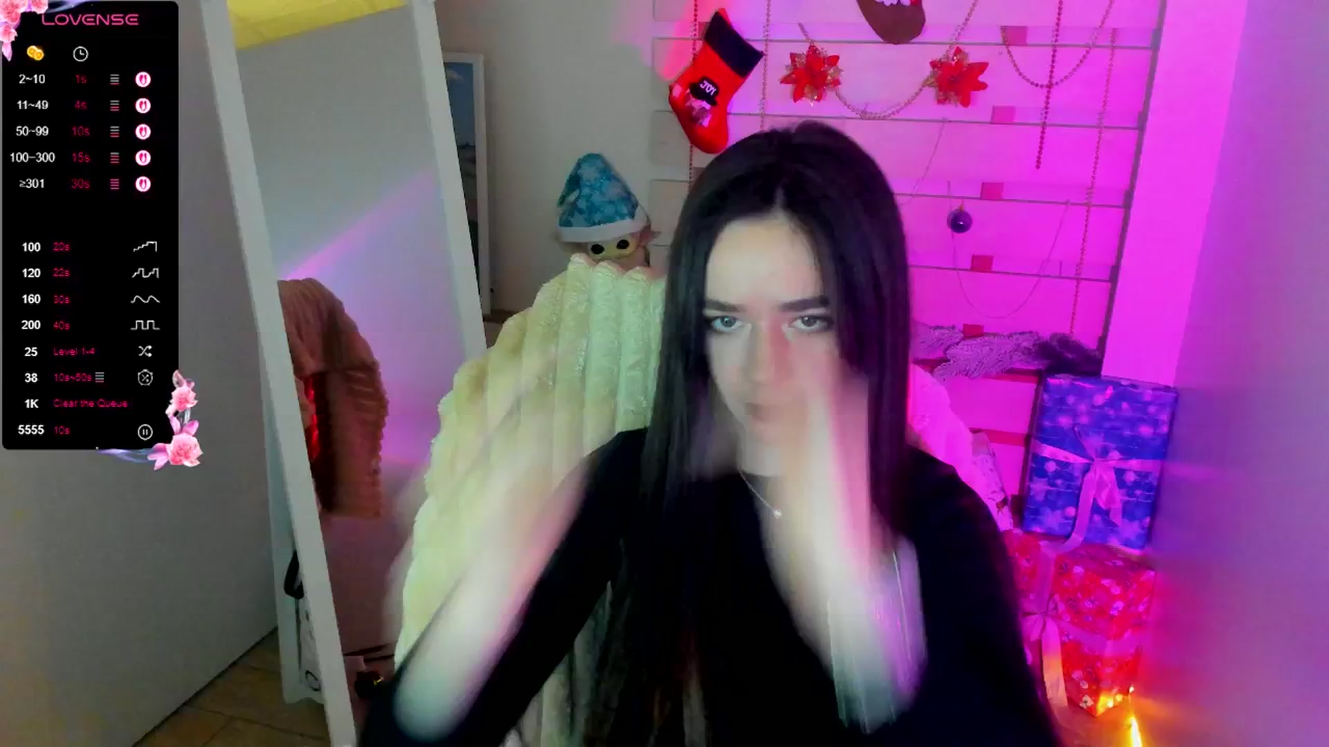 Gallery image thumbnail from KiraLove's myfreecams stream on, 12/22/2025, 10:59 image 6 of 20