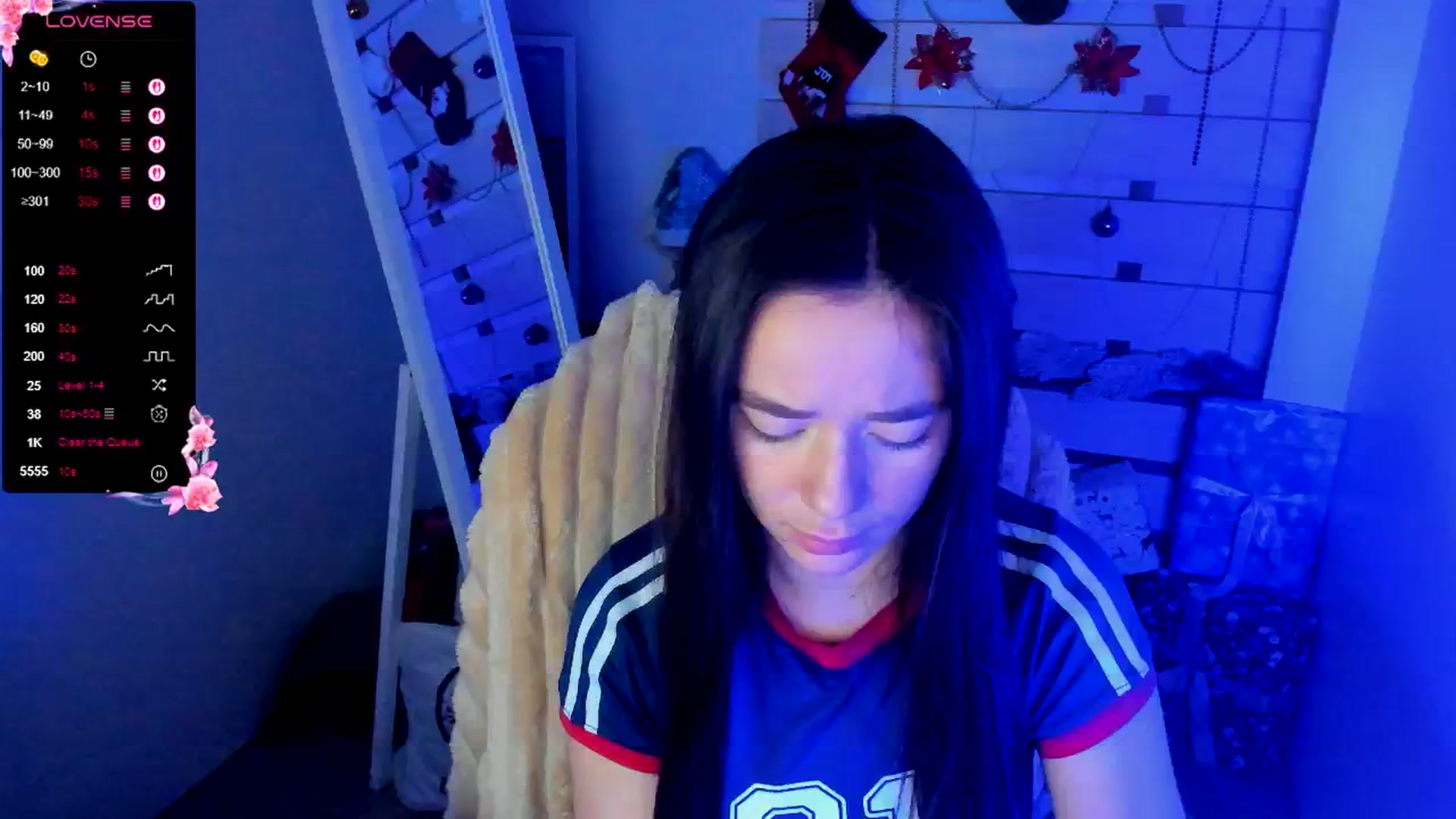 Gallery image thumbnail from KiraLove's myfreecams stream on, 12/23/2025, 11:16 image 17 of 20