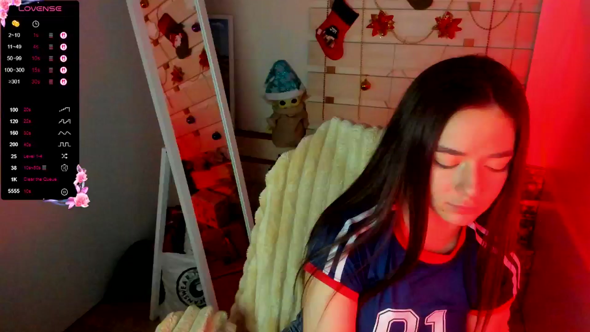 Gallery image thumbnail from KiraLove's myfreecams stream on, 12/23/2025, 11:16 image 3 of 20