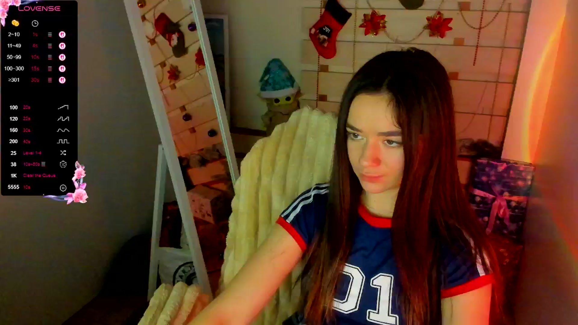 Gallery image thumbnail from KiraLove's myfreecams stream on, 12/23/2025, 11:16 image 7 of 20
