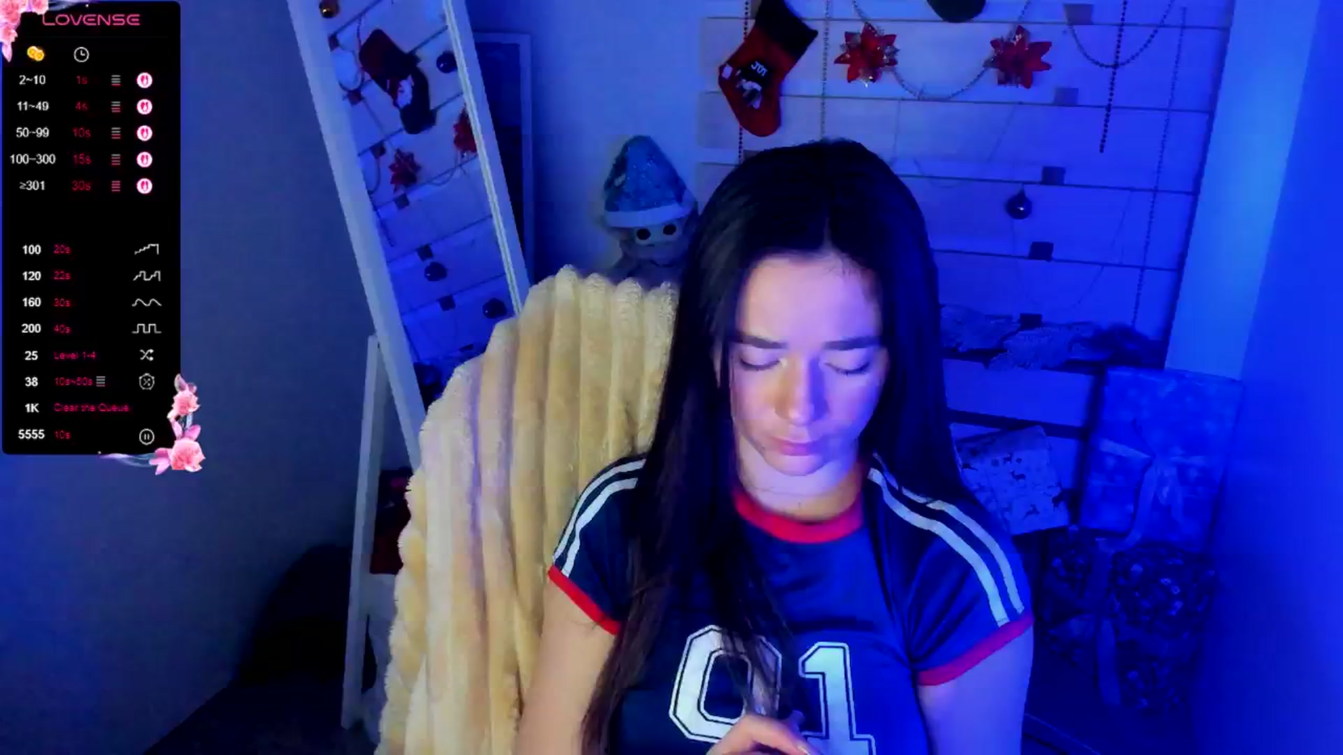 Gallery image thumbnail from KiraLove's myfreecams stream on, 12/23/2025, 11:16 image 13 of 20