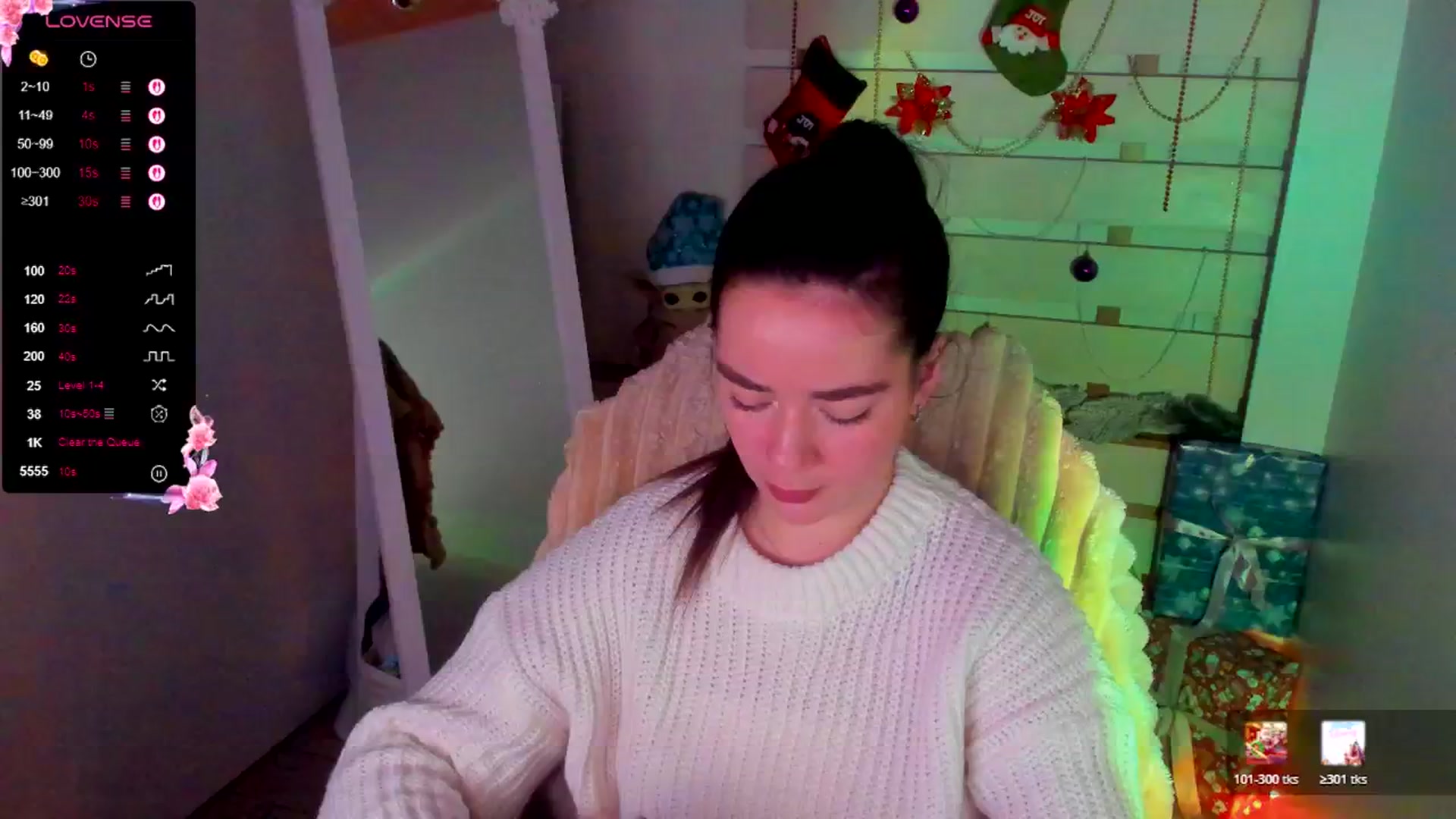 Gallery image thumbnail from KiraLove's myfreecams stream on, 12/28/2025, 12:35 image 15 of 20