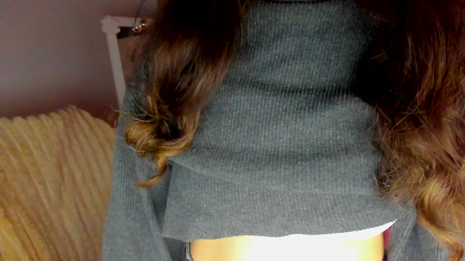 Gallery image thumbnail from KiraLove's myfreecams stream on, 01/04/2026, 11:47 image 16 of 20