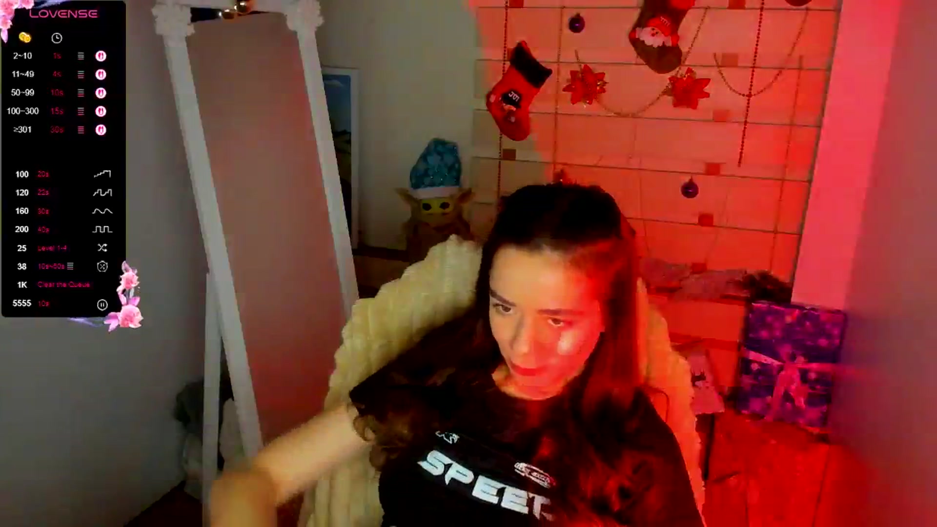Gallery image thumbnail from KiraLove's myfreecams stream on, 01/05/2026, 10:16 image 18 of 20