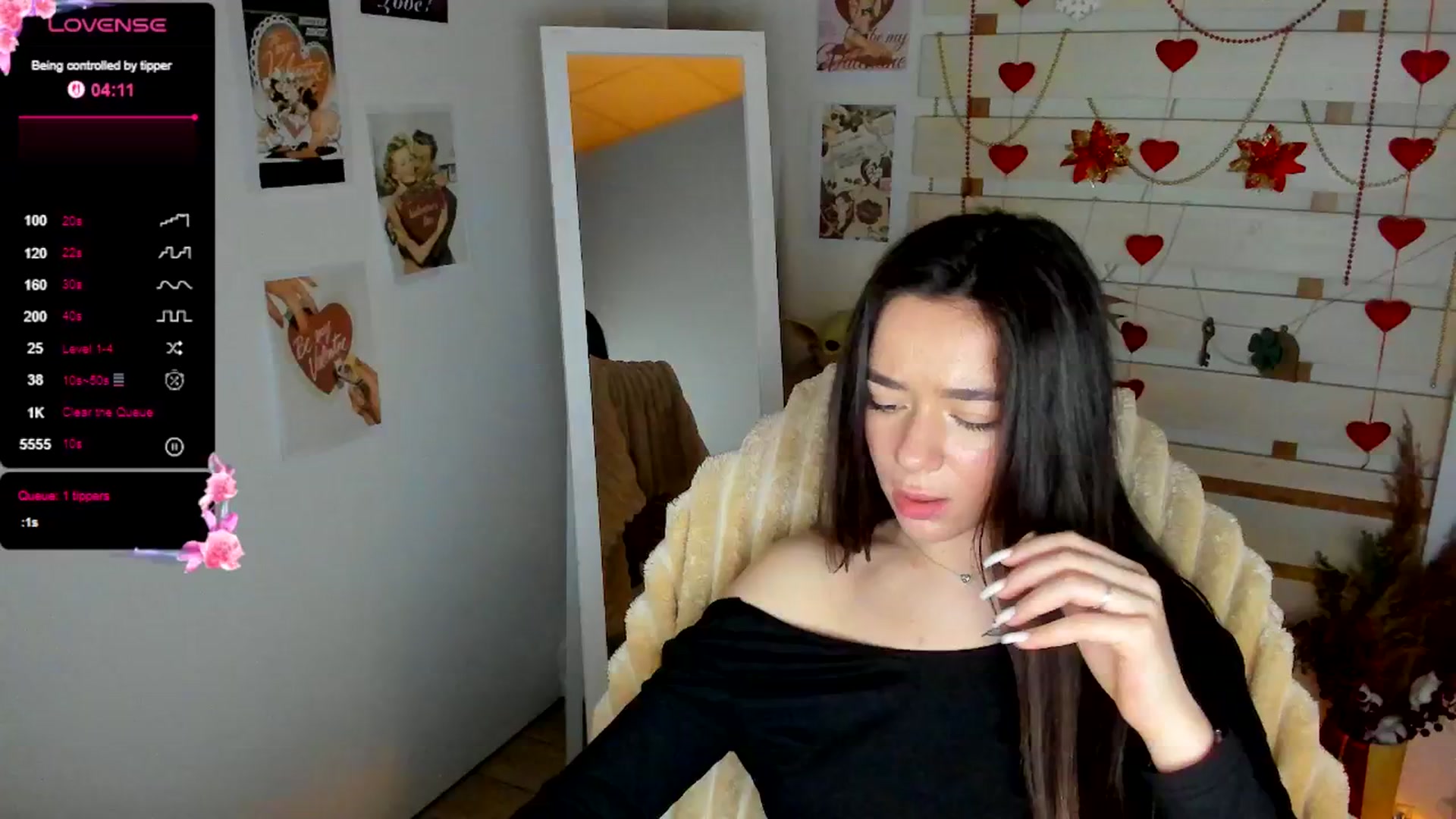 Gallery image thumbnail from KiraLove's myfreecams stream on, 03/02/2026, 12:53 image 7 of 20