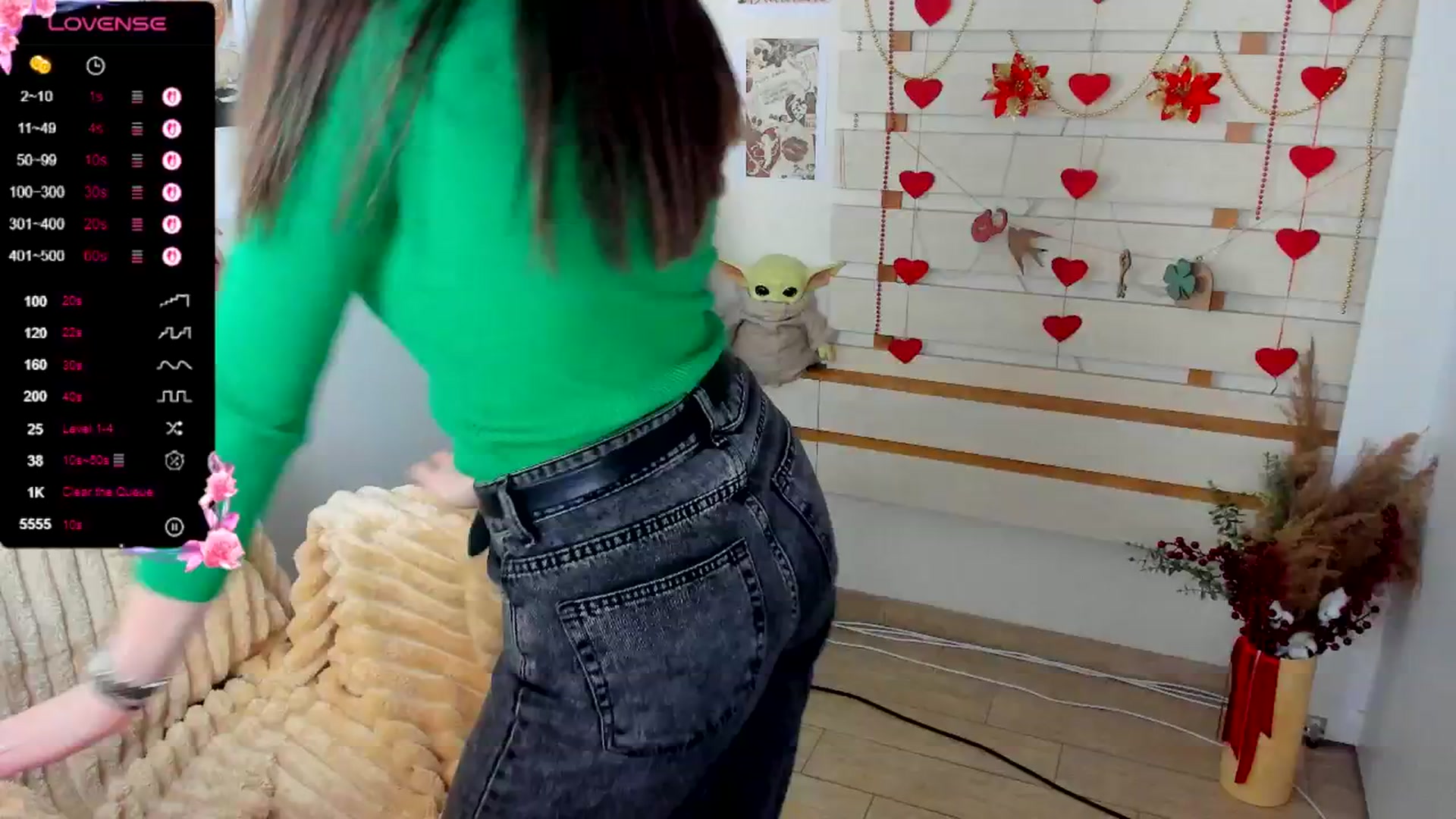 Gallery image thumbnail from KiraLove's myfreecams stream on, 03/09/2026, 12:34 image 5 of 20