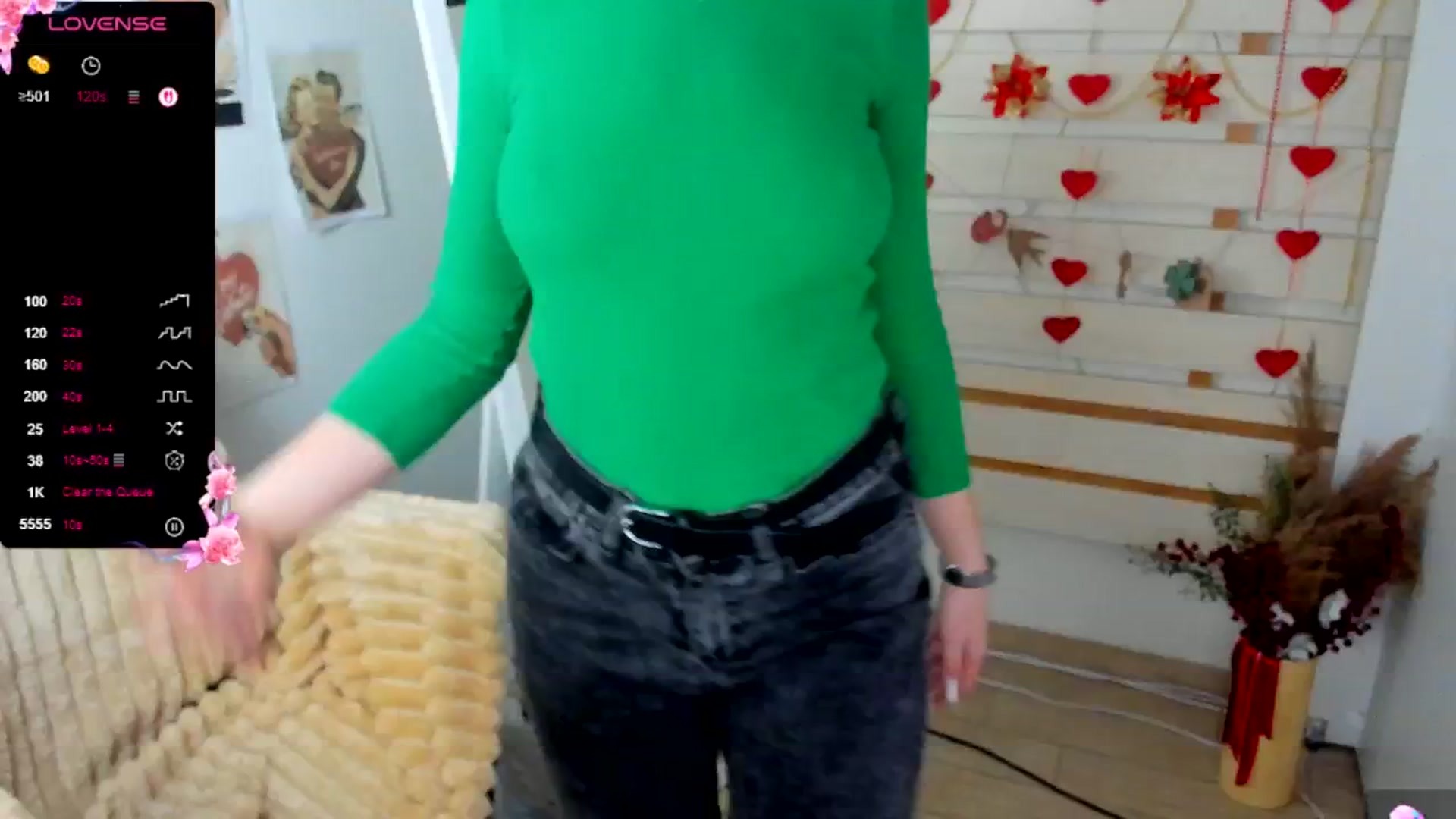 Gallery image thumbnail from KiraLove's myfreecams stream on, 03/09/2026, 12:34 image 12 of 20