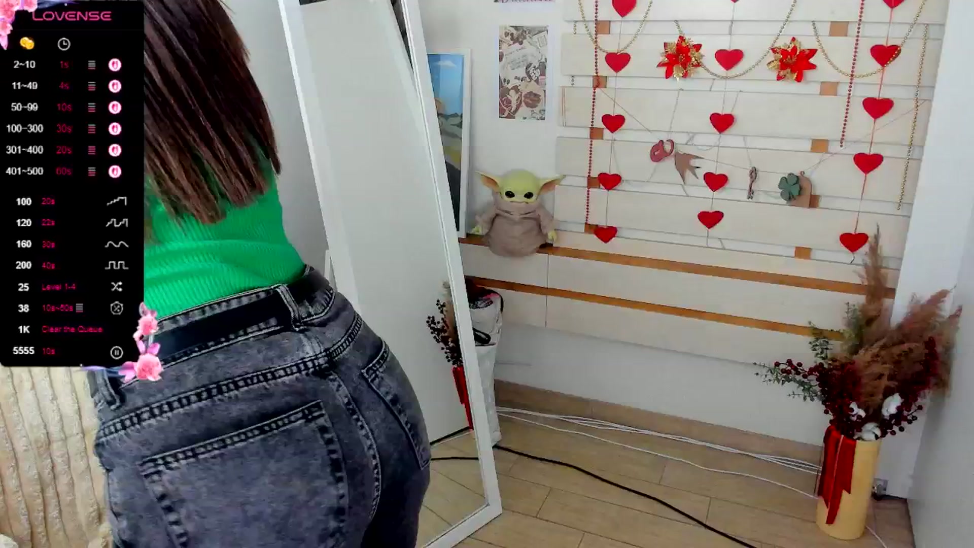 Gallery image thumbnail from KiraLove's myfreecams stream on, 03/09/2026, 12:34 image 3 of 20