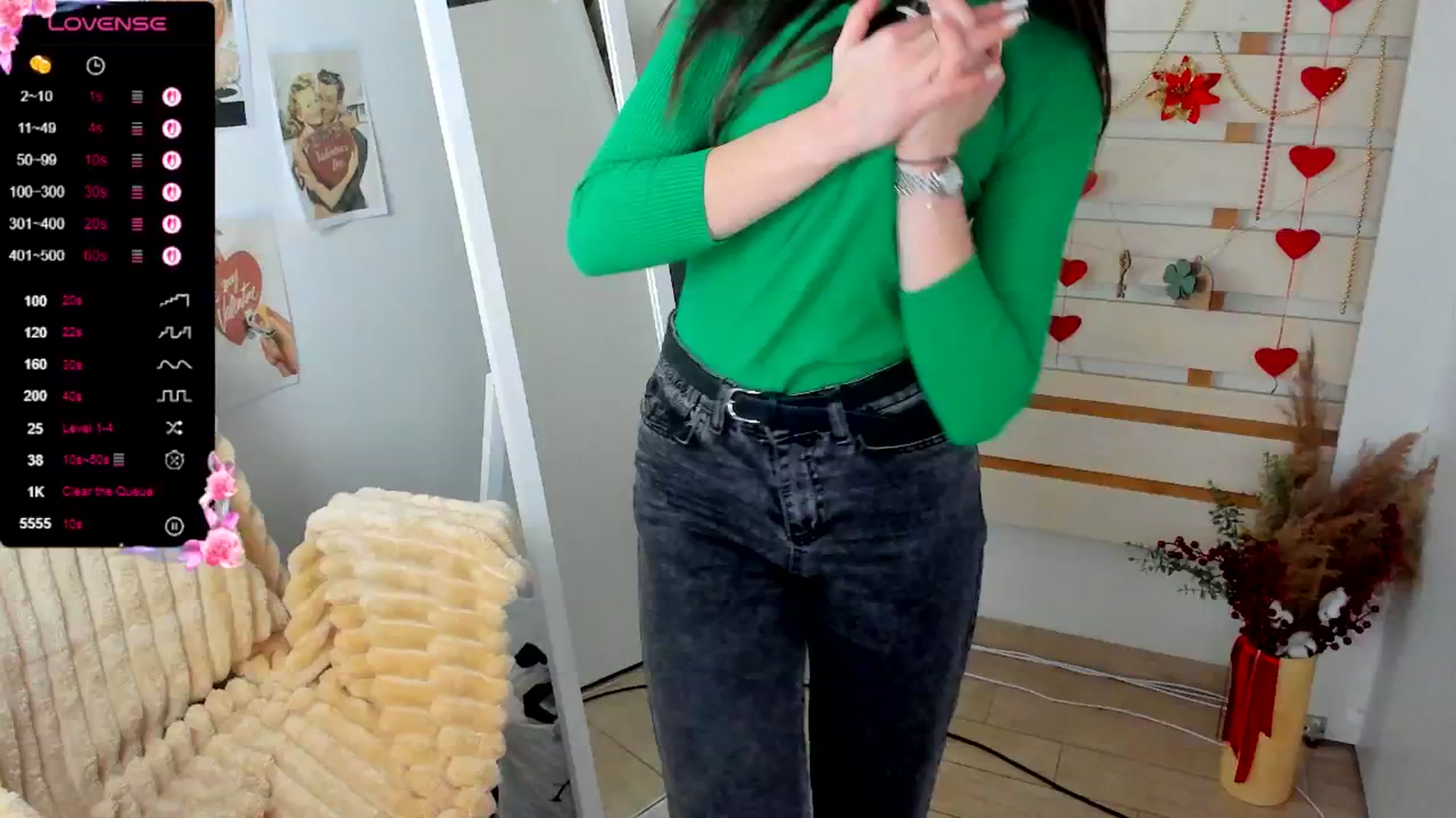 Gallery image thumbnail from KiraLove's myfreecams stream on, 03/09/2026, 12:34 image 7 of 20