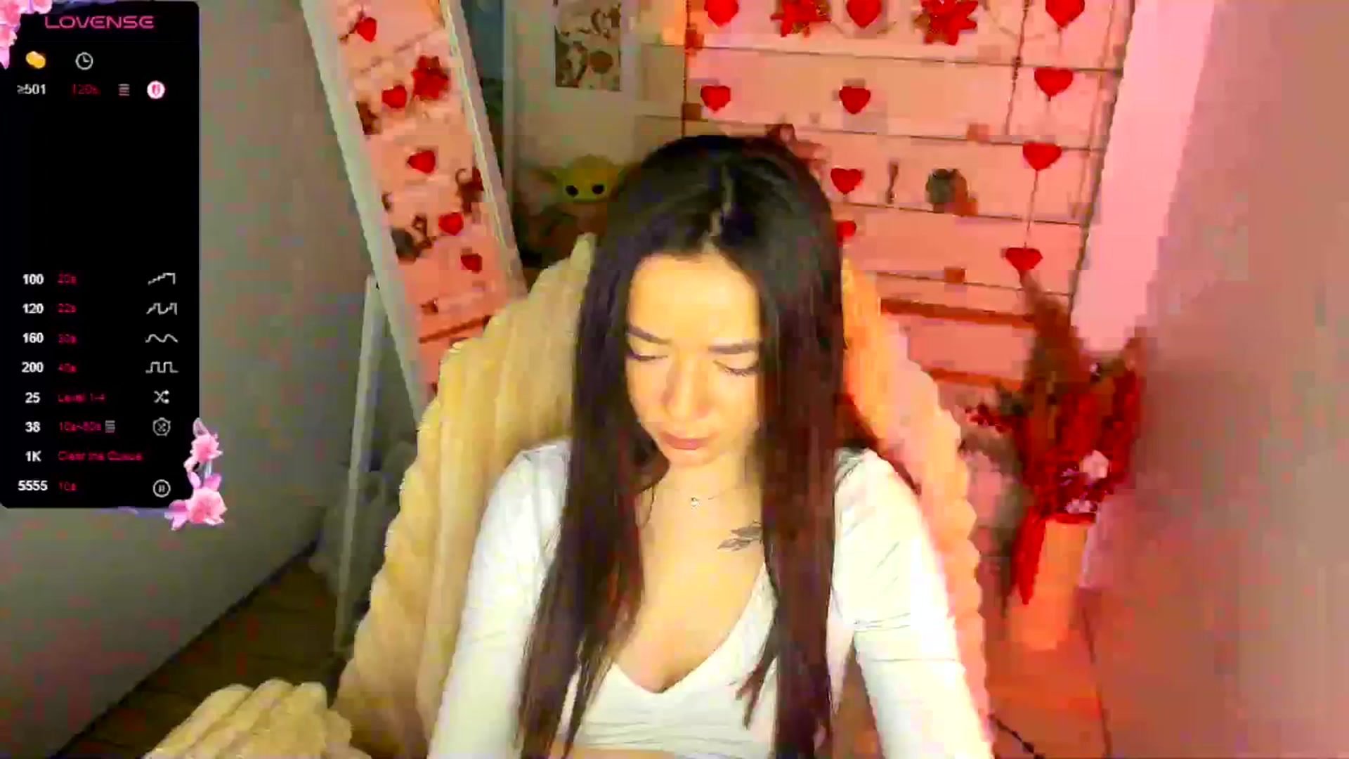 Gallery image thumbnail from KiraLove's myfreecams stream on, 03/18/2026, 12:05 image 4 of 20