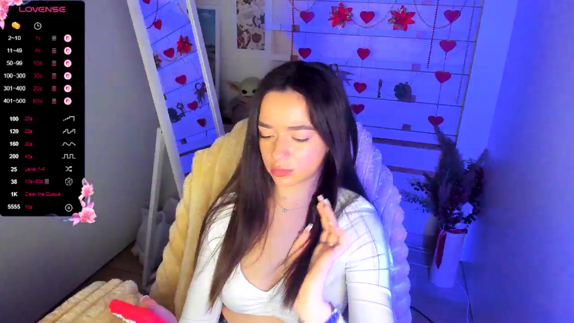 Gallery image thumbnail from KiraLove's myfreecams stream on, 03/18/2026, 12:05 image 16 of 20