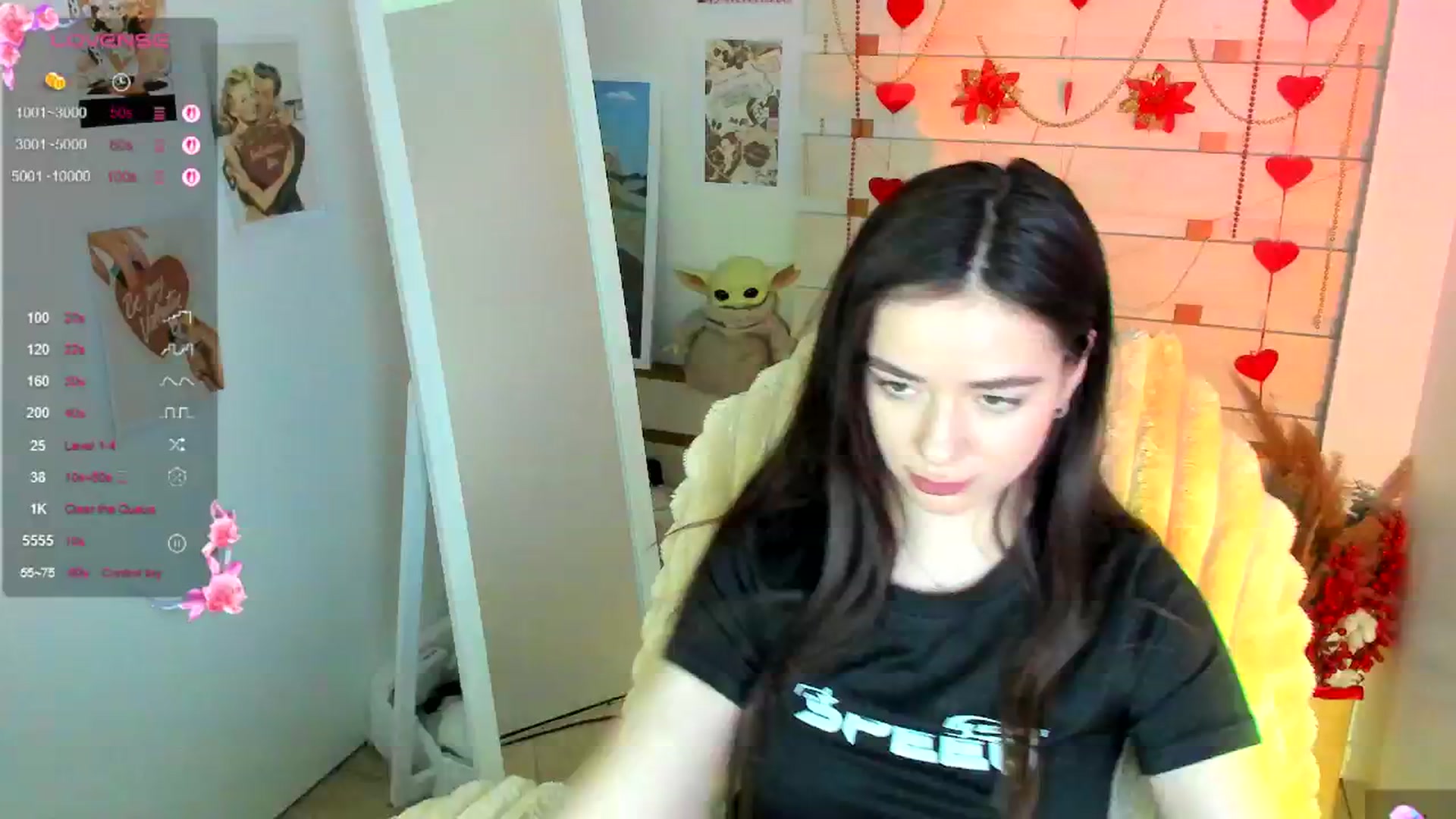 Gallery image thumbnail from KiraLove's myfreecams stream on, 04/02/2026, 11:57 image 15 of 20