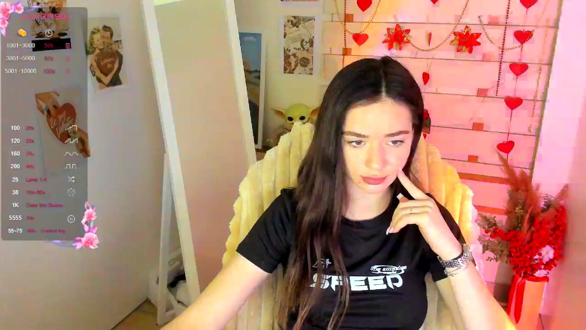 Gallery image thumbnail from KiraLove's myfreecams stream on, 04/02/2026, 11:57 image 11 of 20