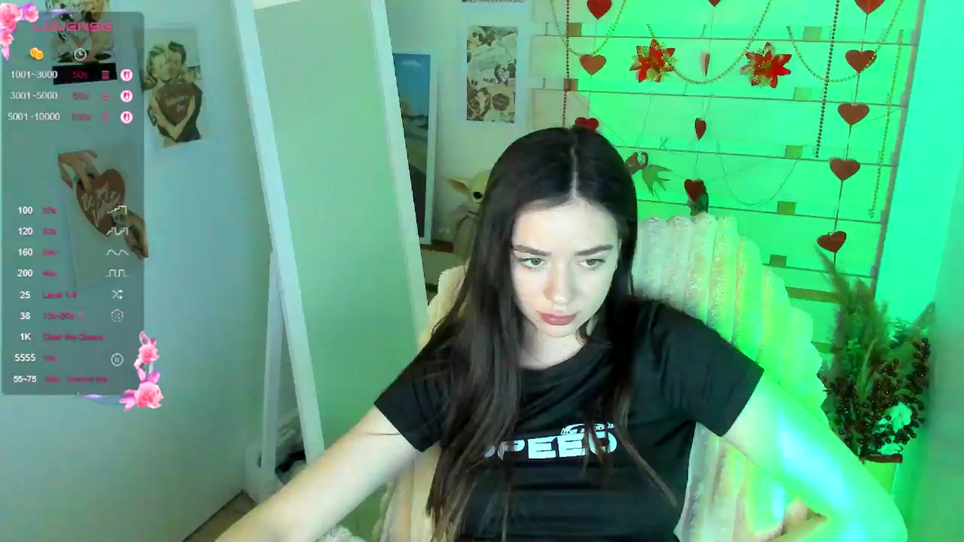 Gallery image thumbnail from KiraLove's myfreecams stream on, 04/02/2026, 11:57 image 19 of 20