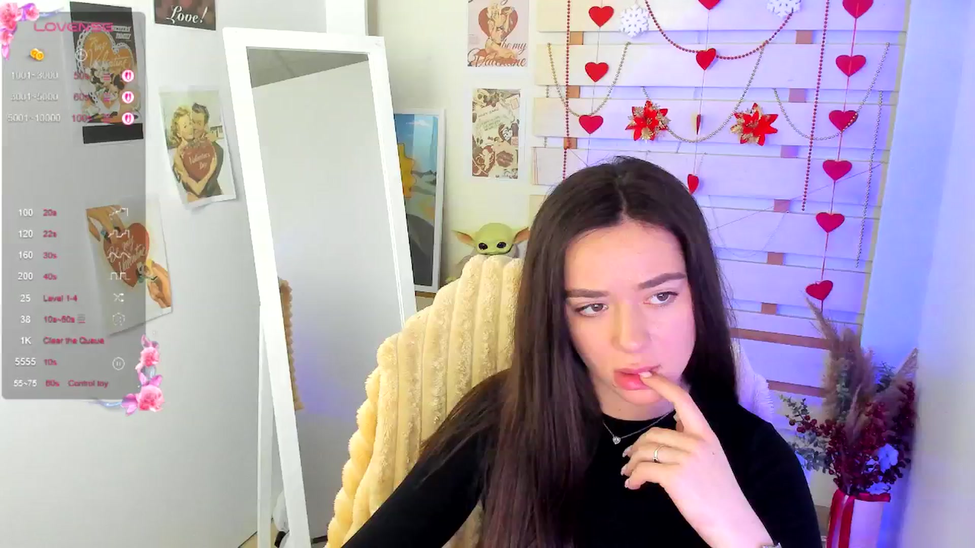 Gallery image thumbnail from KiraLove's myfreecams stream on, 04/05/2026, 11:02 image 18 of 20