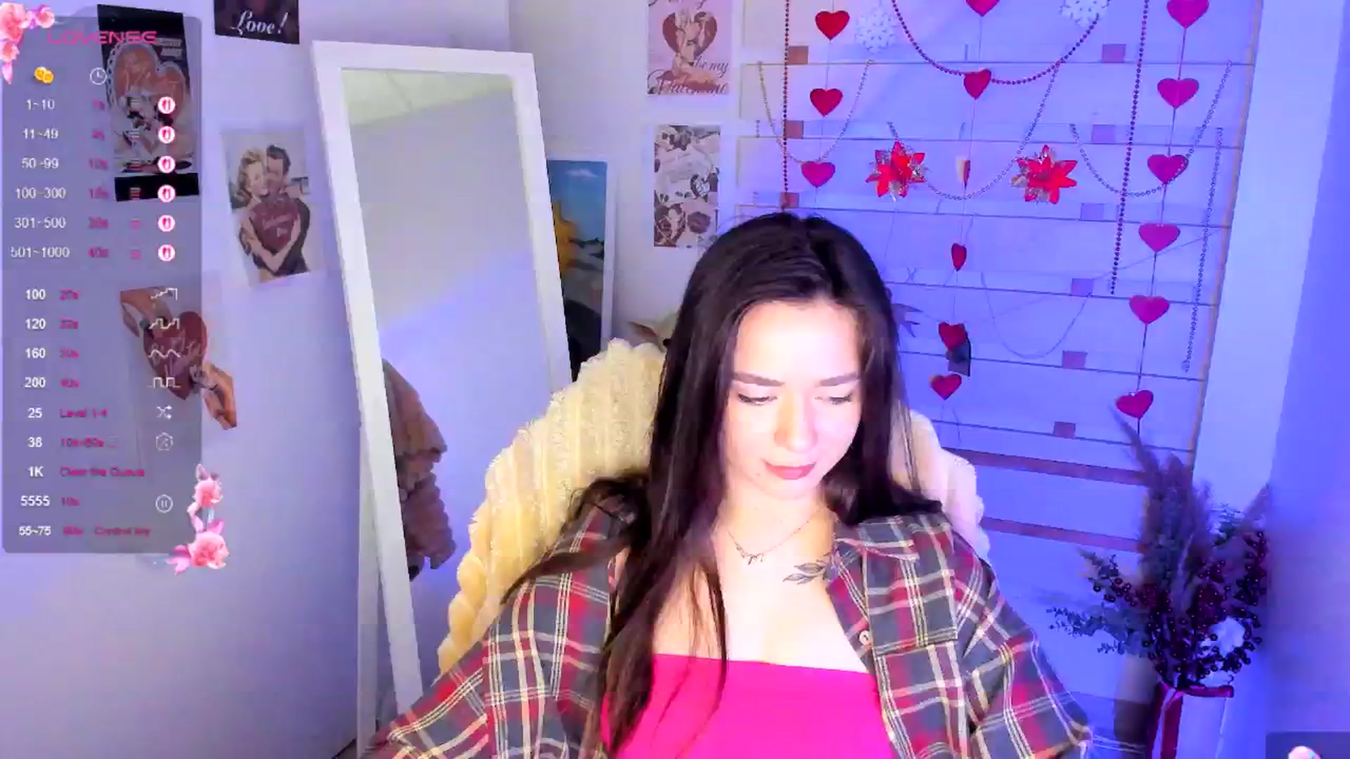 Gallery image thumbnail from KiraLove's myfreecams stream on, 04/06/2026, 08:47 image 10 of 20