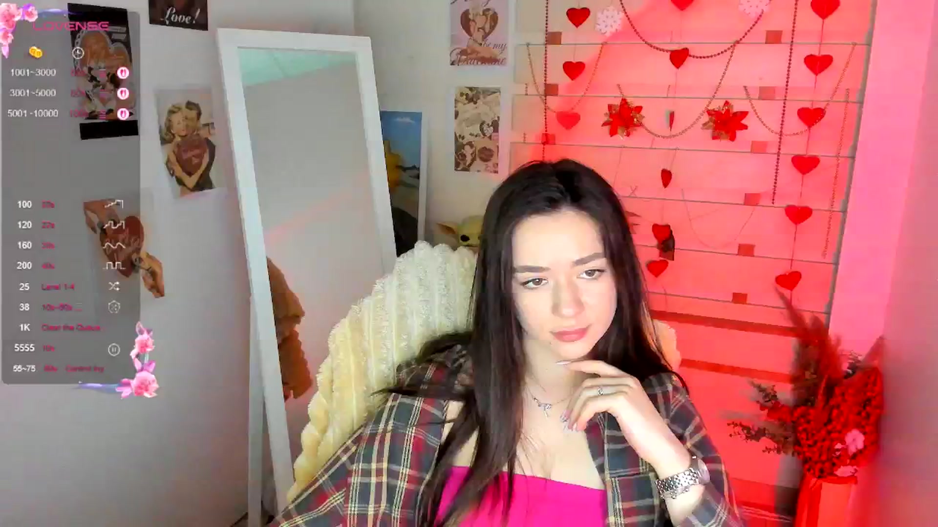 Gallery image thumbnail from KiraLove's myfreecams stream on, 04/06/2026, 08:47 image 14 of 20