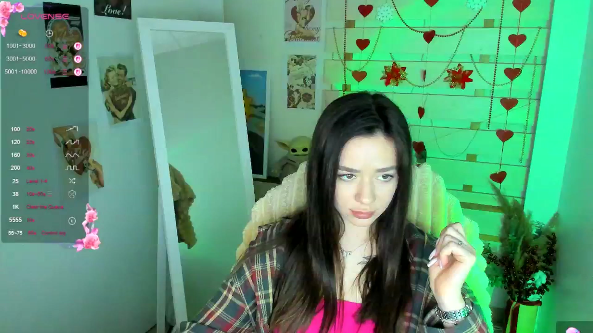 Gallery image thumbnail from KiraLove's myfreecams stream on, 04/06/2026, 08:47 image 19 of 20