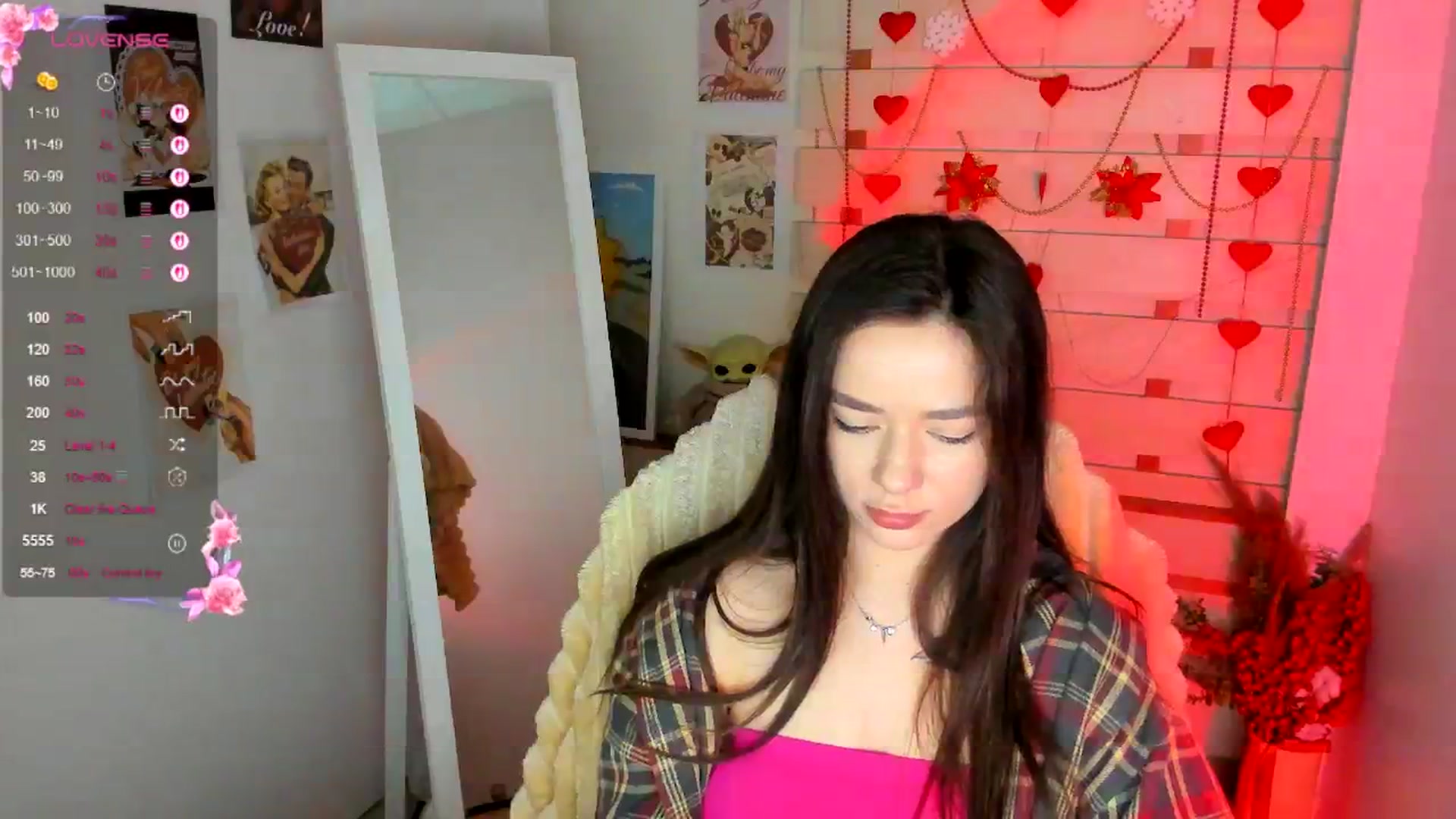 Gallery image thumbnail from KiraLove's myfreecams stream on, 04/06/2026, 08:47 image 17 of 20