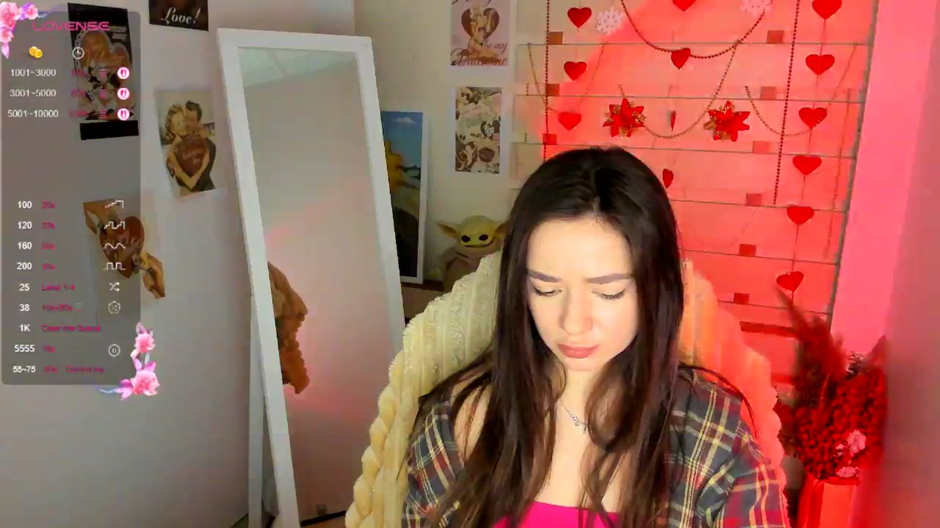 Gallery image thumbnail from KiraLove's myfreecams stream on, 04/06/2026, 08:47 image 18 of 20