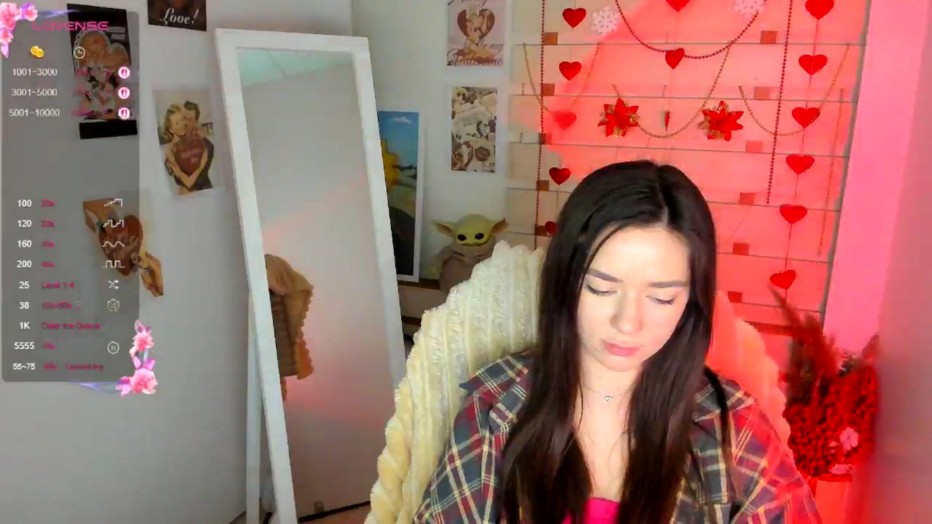 Gallery image thumbnail from KiraLove's myfreecams stream on, 04/06/2026, 11:41 image 18 of 20