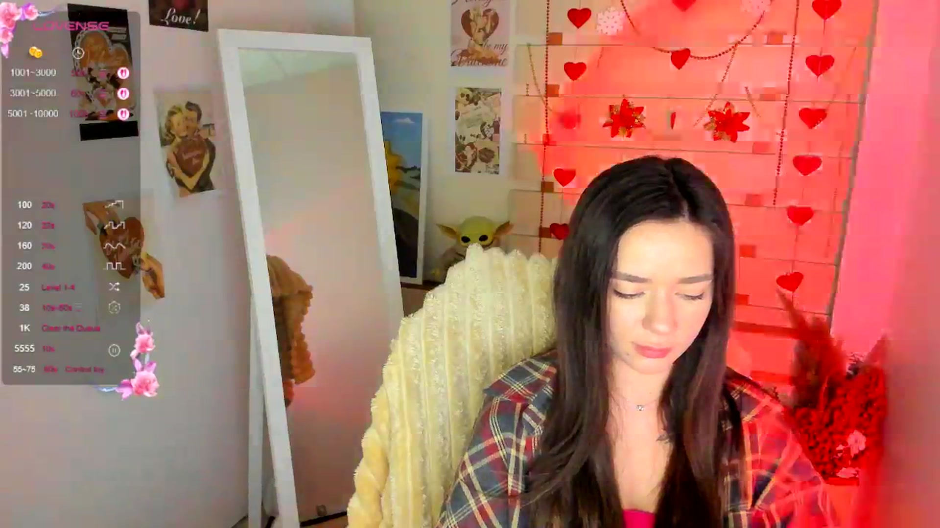 Gallery image thumbnail from KiraLove's myfreecams stream on, 04/06/2026, 11:41 image 3 of 20