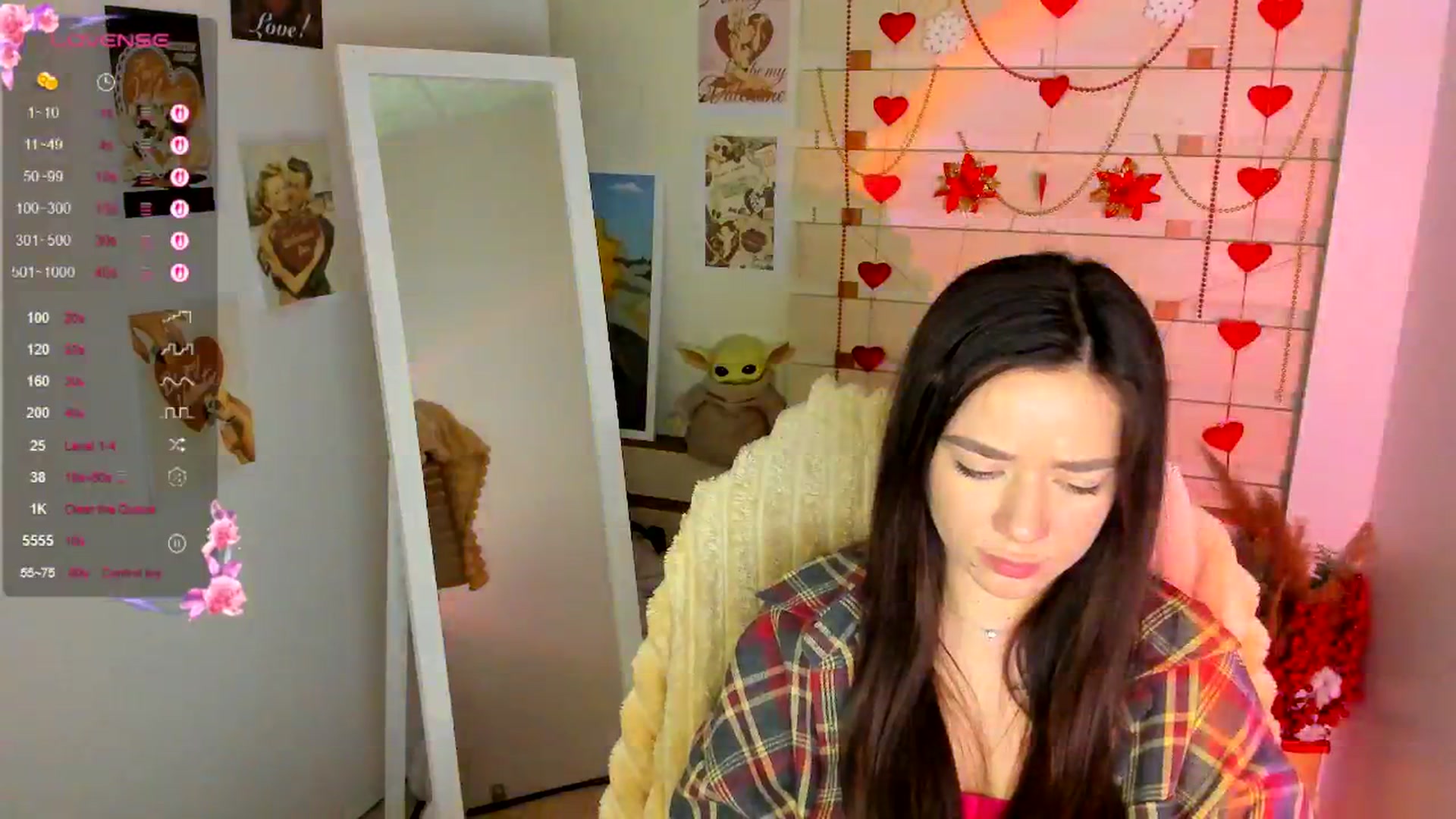 Gallery image thumbnail from KiraLove's myfreecams stream on, 04/06/2026, 11:41 image 12 of 20