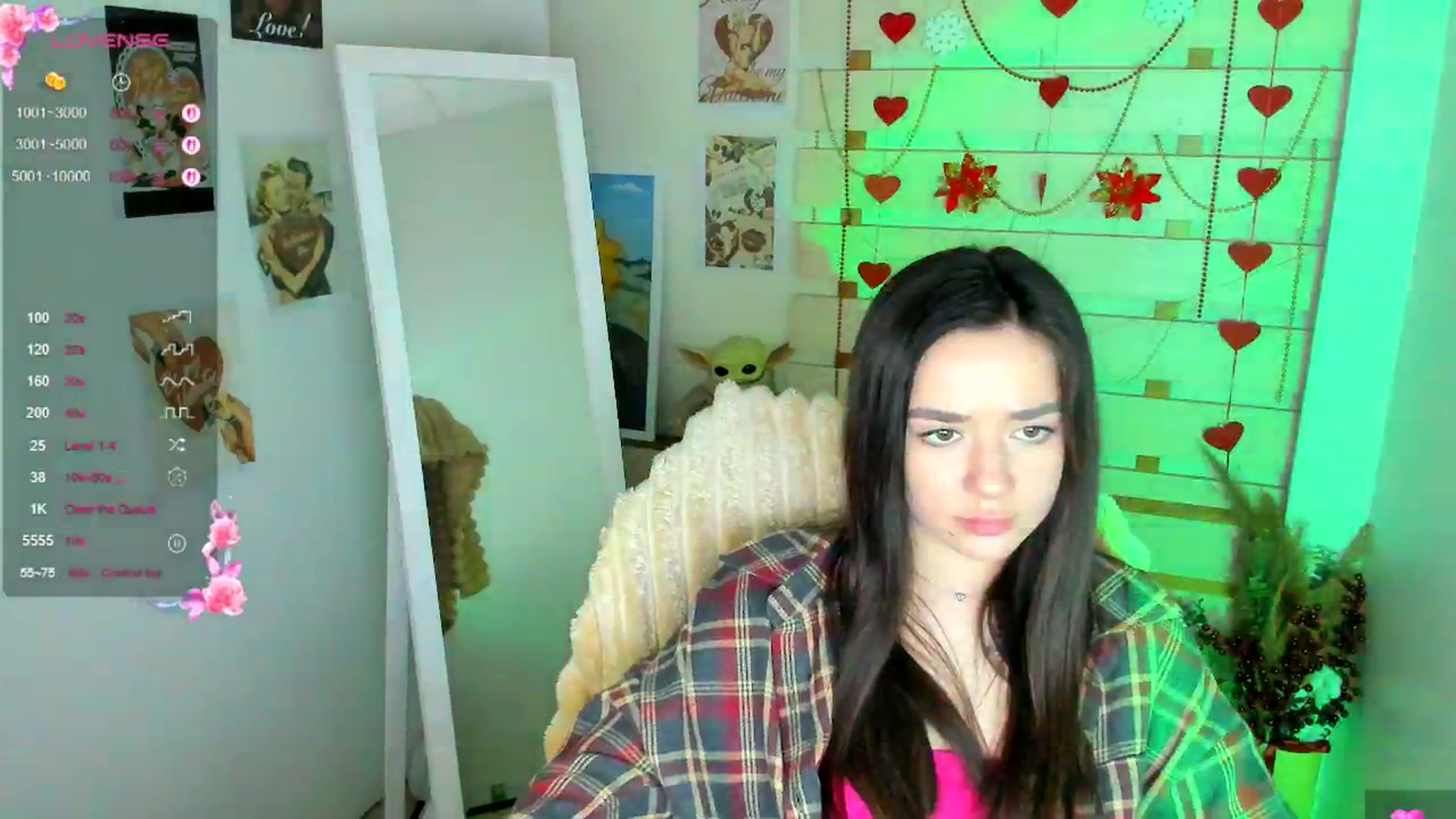 Gallery image thumbnail from KiraLove's myfreecams stream on, 04/06/2026, 11:41 image 11 of 20