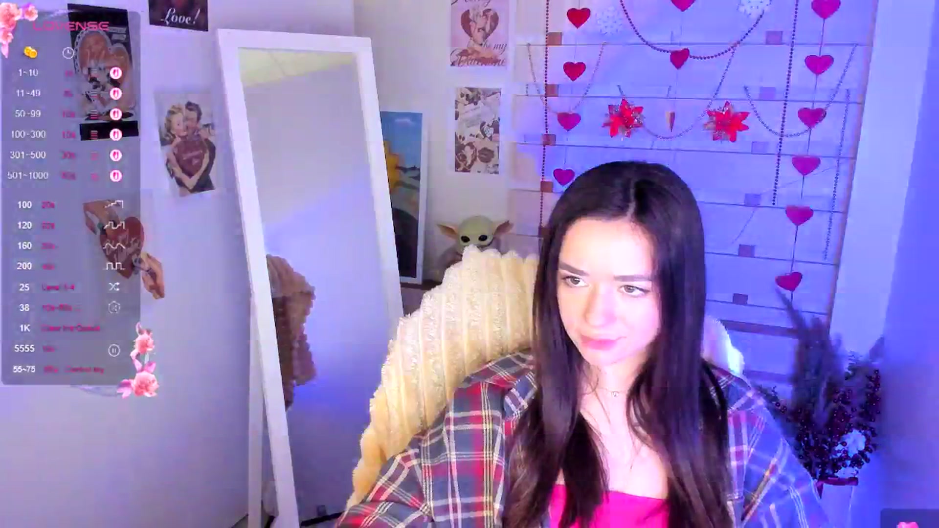 Gallery image thumbnail from KiraLove's myfreecams stream on, 04/06/2026, 11:41 image 6 of 20