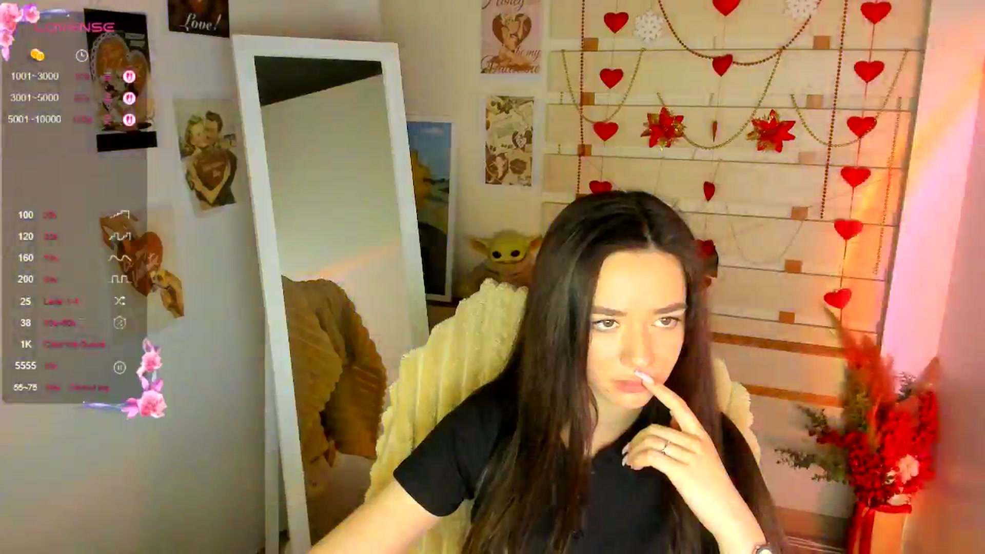 Gallery image thumbnail from KiraLove's myfreecams stream on, 04/07/2026, 10:10 image 10 of 20