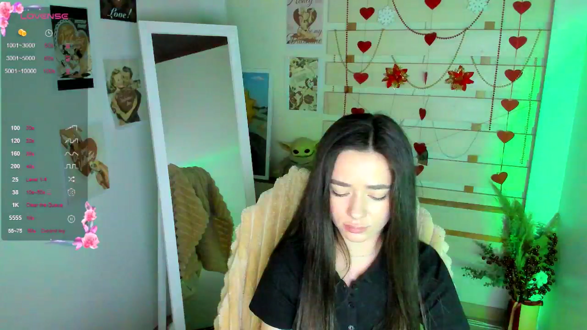 Gallery image thumbnail from KiraLove's myfreecams stream on, 04/07/2026, 10:10 image 17 of 20