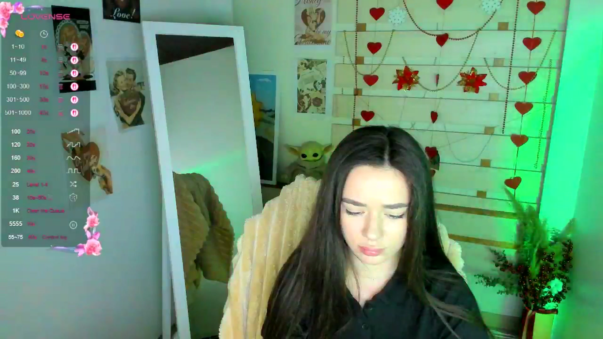 Gallery image thumbnail from KiraLove's myfreecams stream on, 04/07/2026, 10:10 image 3 of 20